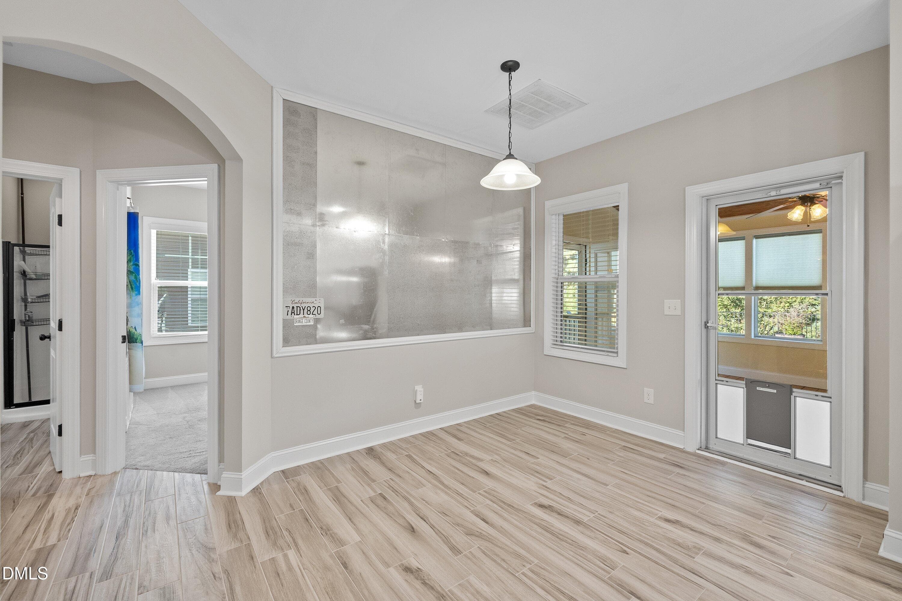 Breakfast Area - 4300 Glengrove Road, Raleigh, NC 27616