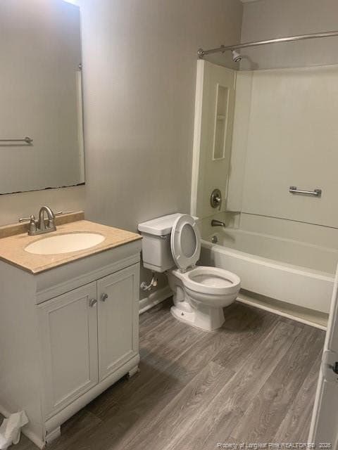 Photo 5 - 931 Applewood Lane, Fayetteville, NC 28303