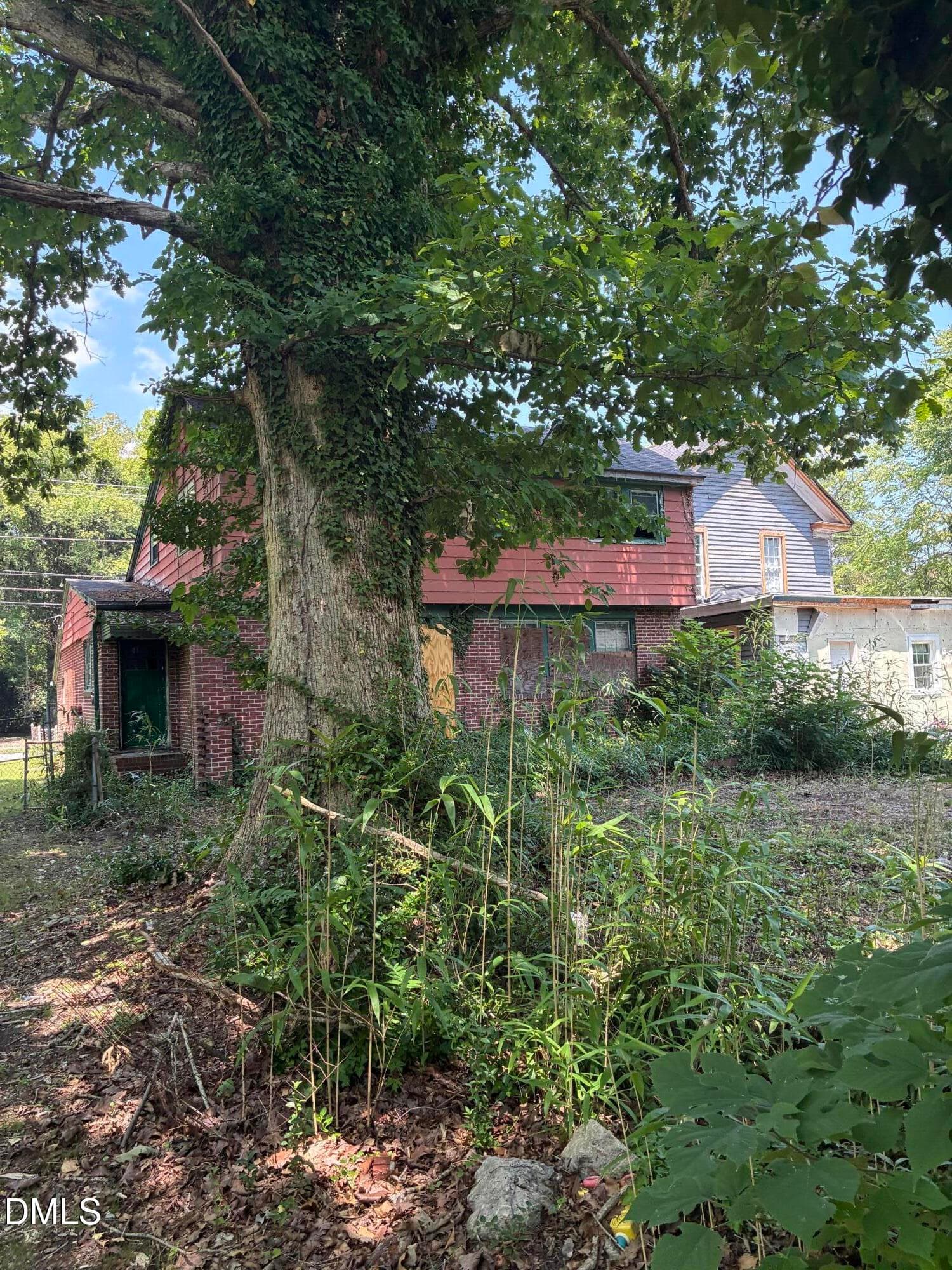IMG_1292 - 612 Green Street E, Wilson, NC 27893
