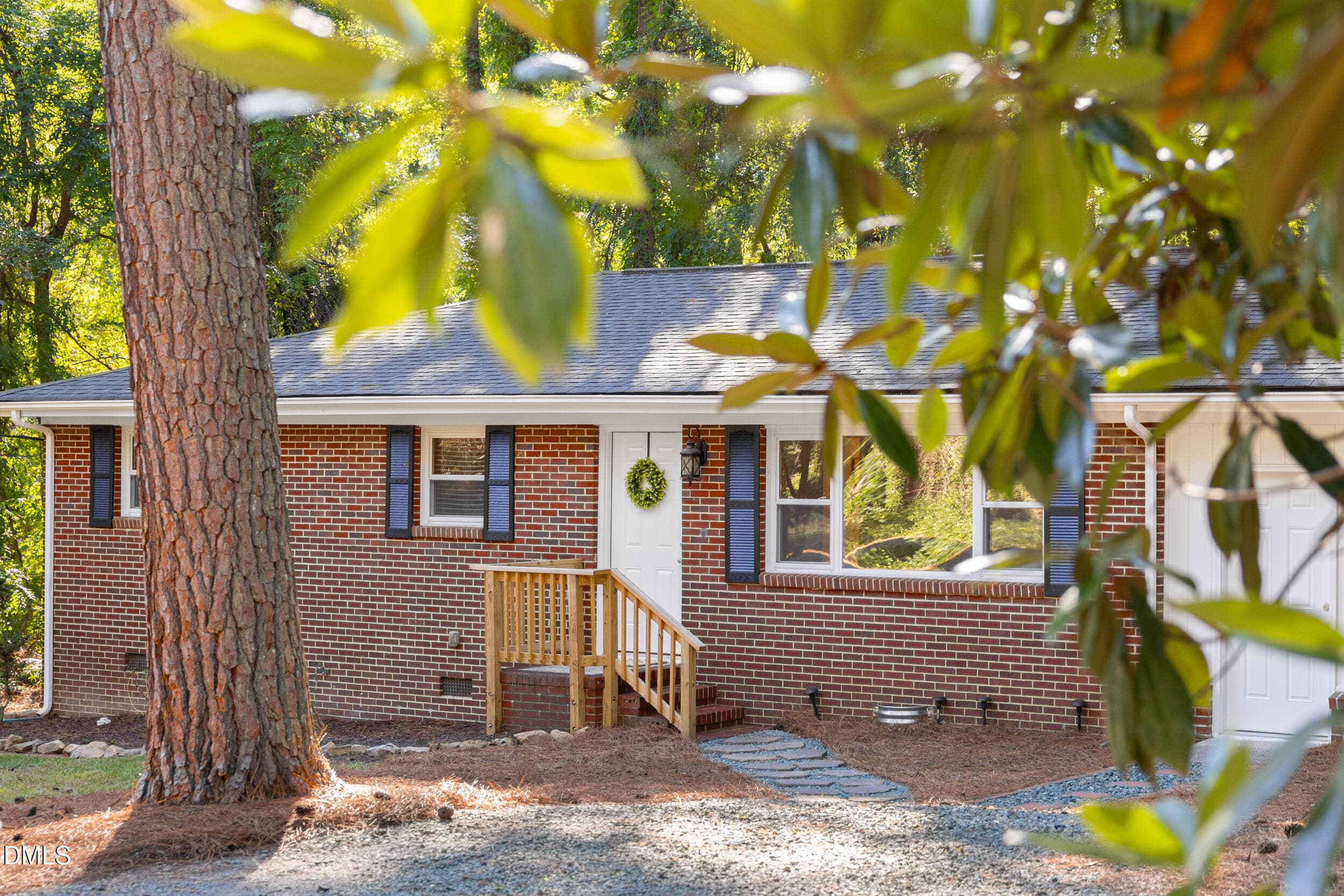 139_Windsor_MLS-5 - 139 Windsor Circle, Chapel Hill, NC 27516