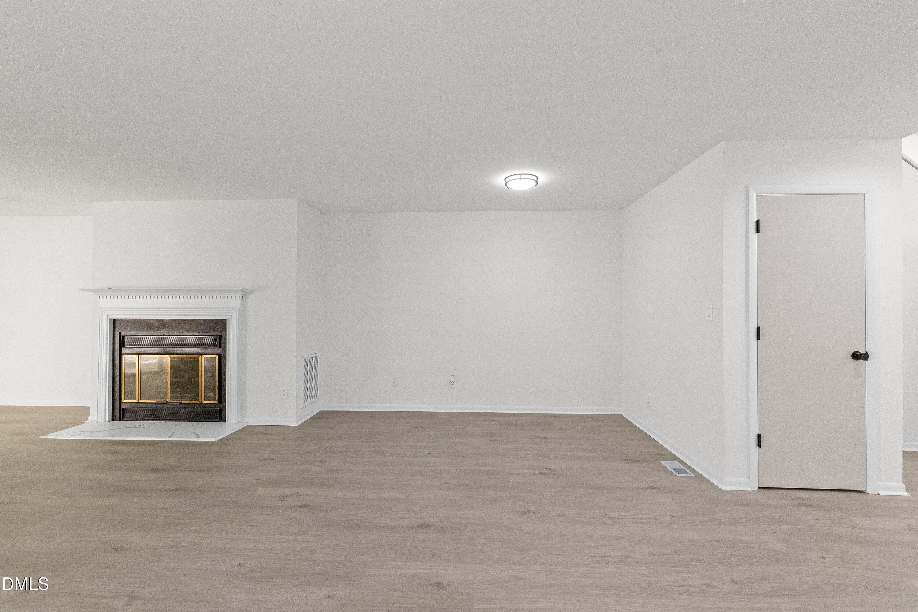 13-9 Creekview Ln_1456 - 9 Creekview Lane, Durham, NC 27705
