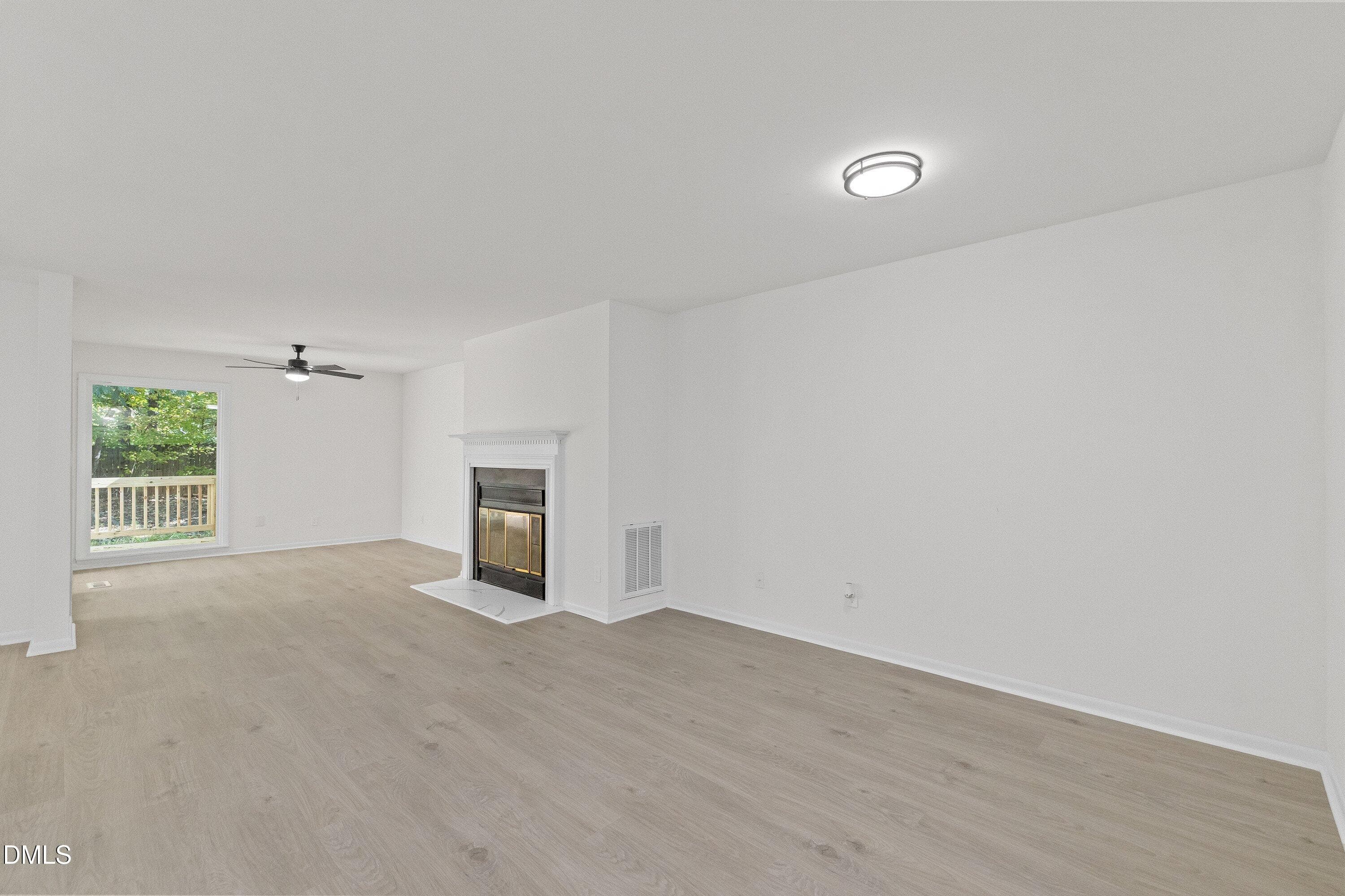 14-9 Creekview Ln_1461 - 9 Creekview Lane, Durham, NC 27705