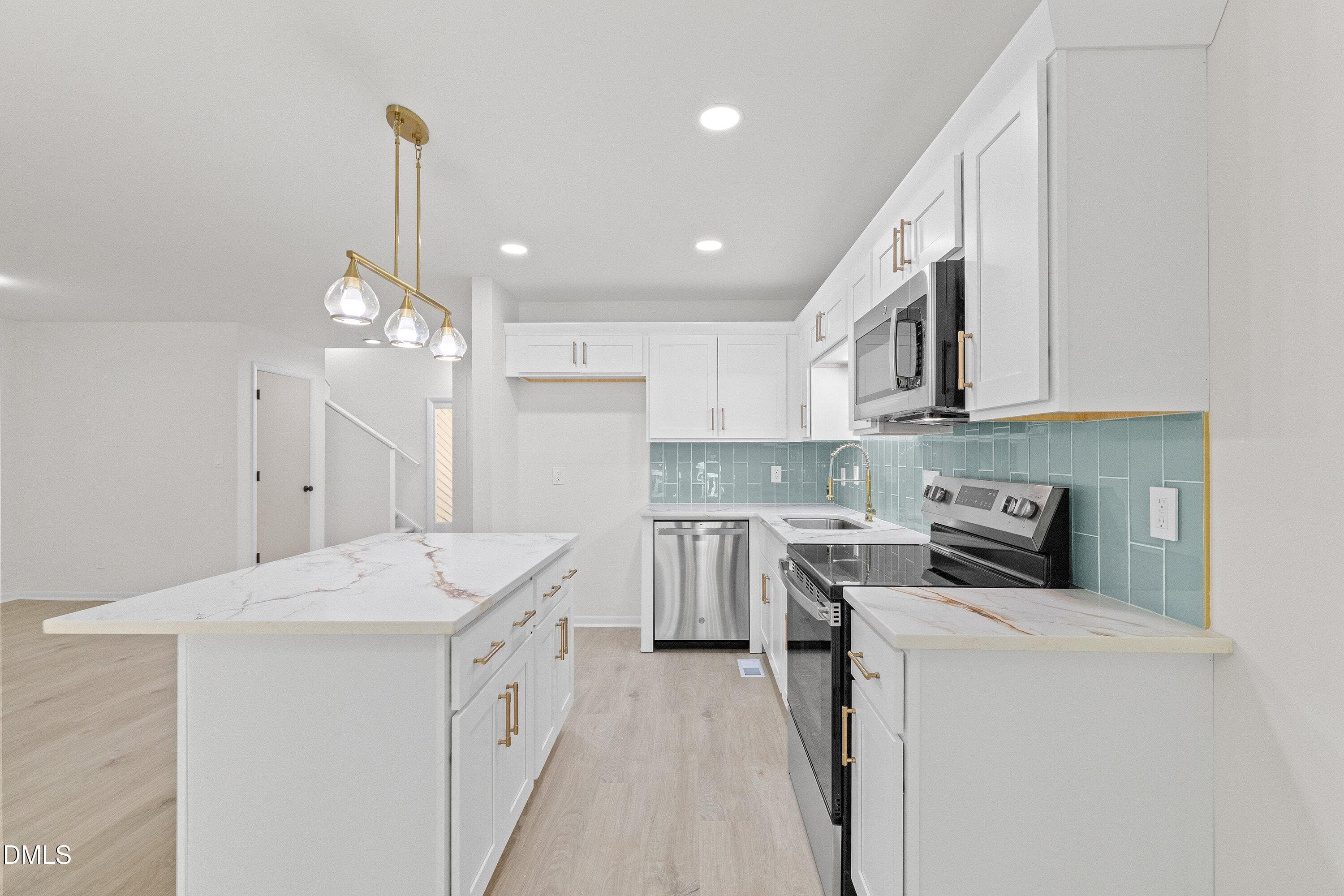 22-9 Creekview Ln_1506 - 9 Creekview Lane, Durham, NC 27705