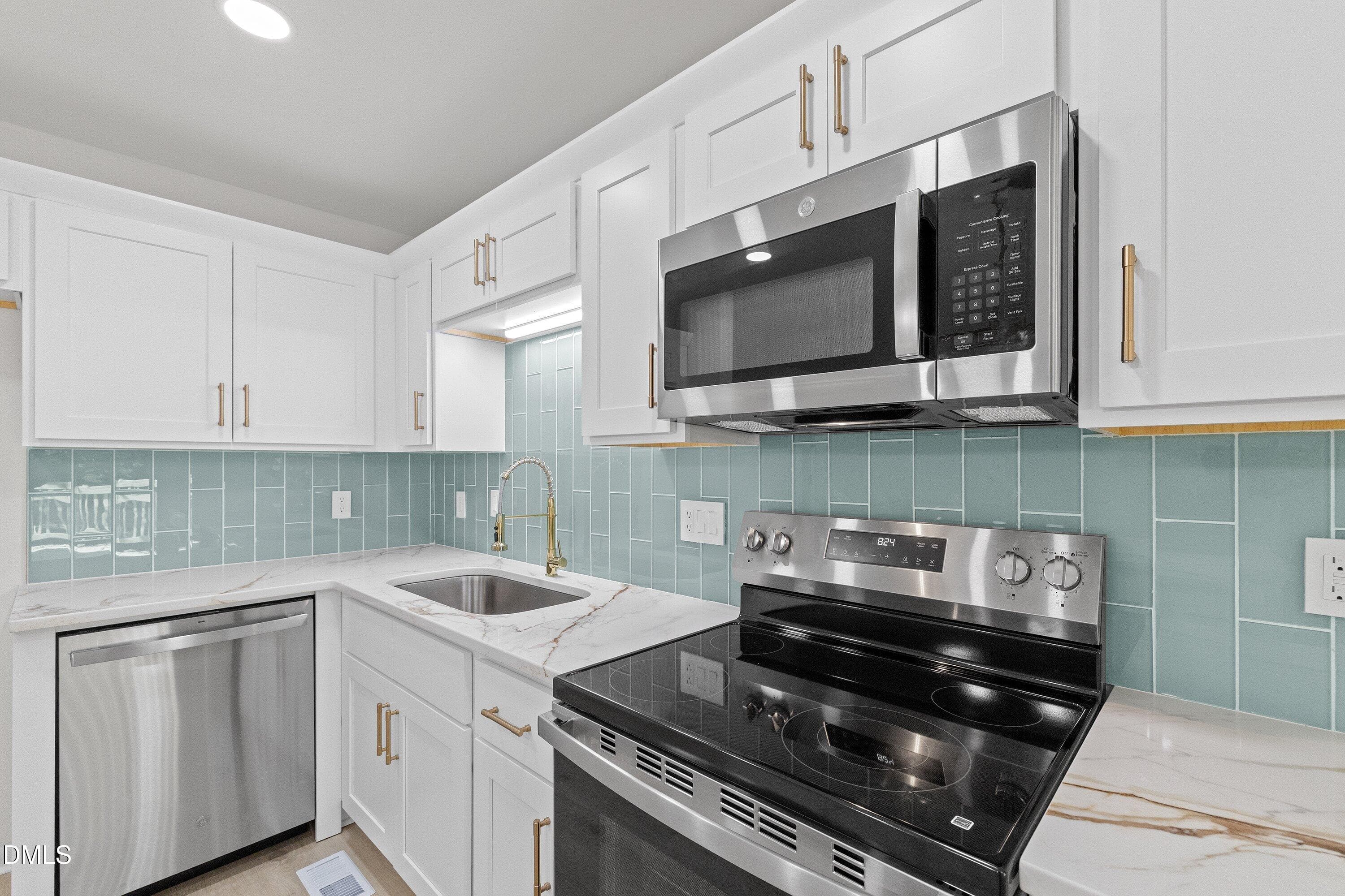 23-9 Creekview Ln_1511 - 9 Creekview Lane, Durham, NC 27705