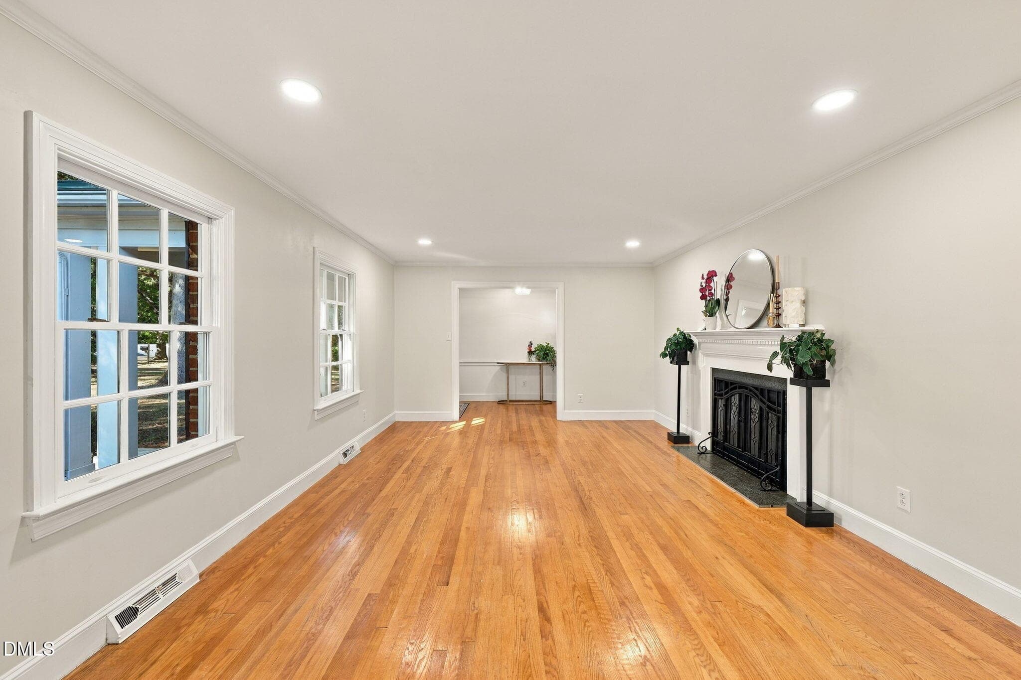 13-web-or-mls-IMG_2008 - 6700 Valley Lake Drive, Raleigh, NC 27612