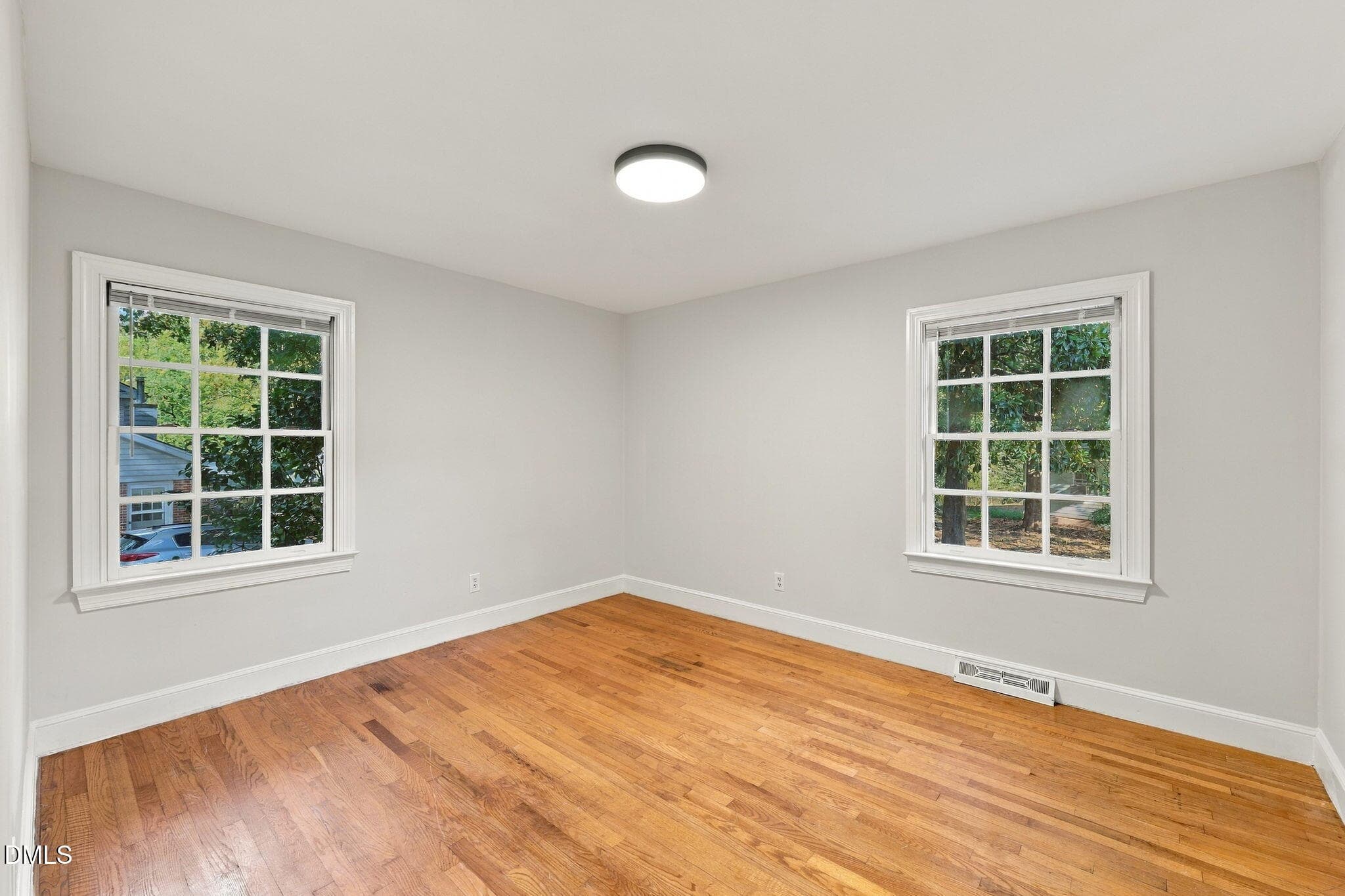 30-web-or-mls-IMG_2092 - 6700 Valley Lake Drive, Raleigh, NC 27612