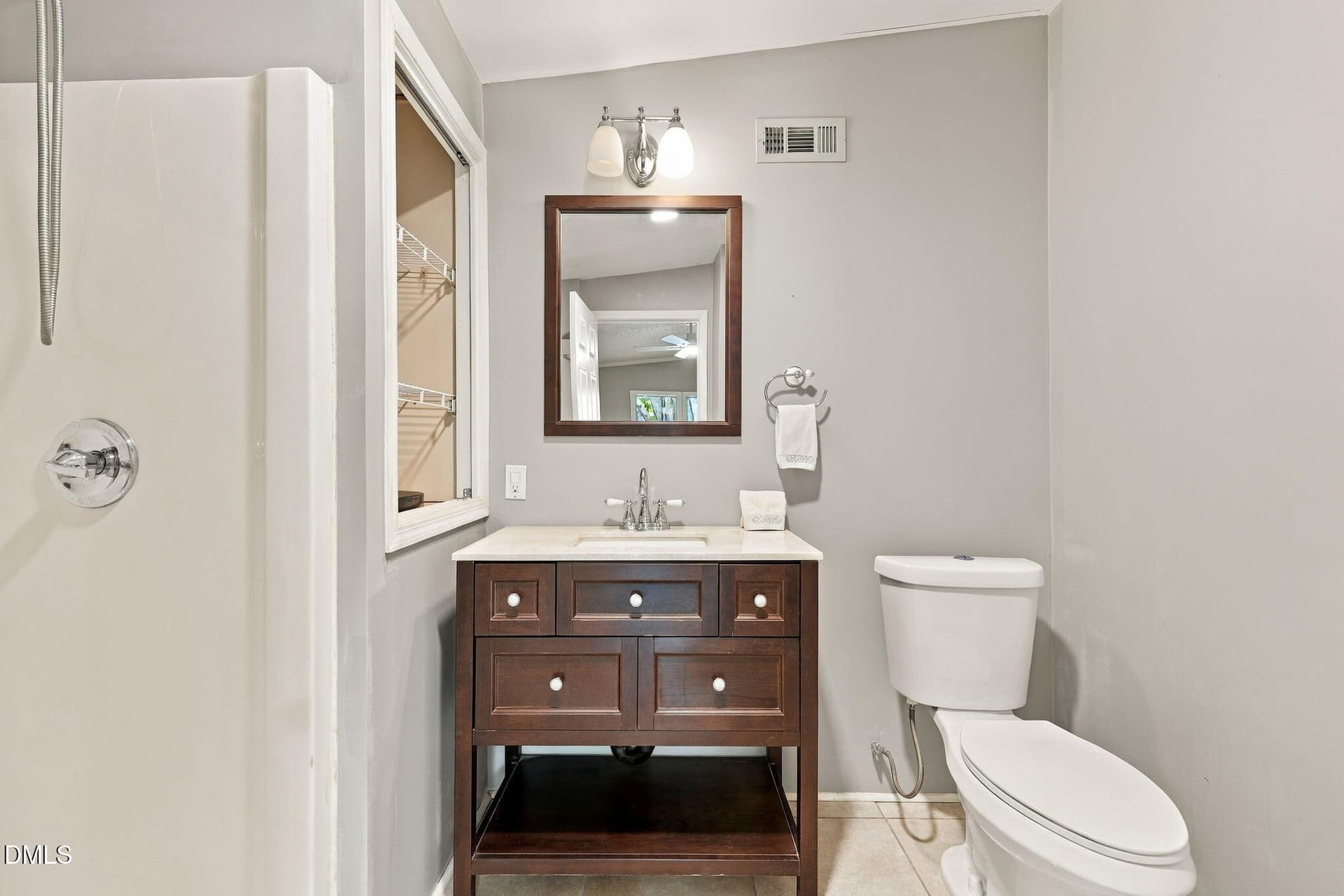 Owners' Bath - 168 Ridgewood Road, Youngsville, NC 27596