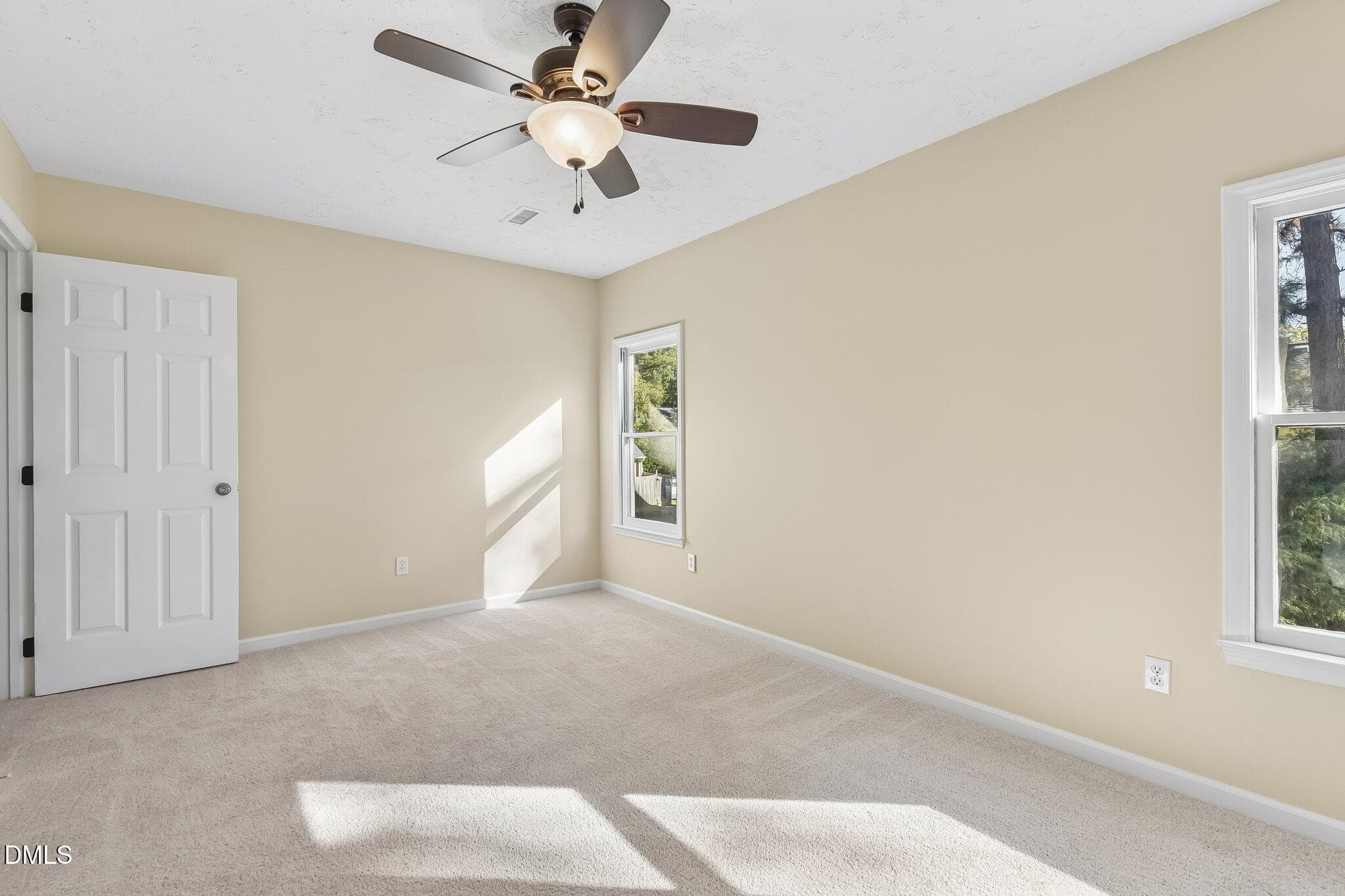 22-web-or-mls-Windy Hollow Ct-S2310-023 - 5616 Windy Hollow Court, Raleigh, NC 27609