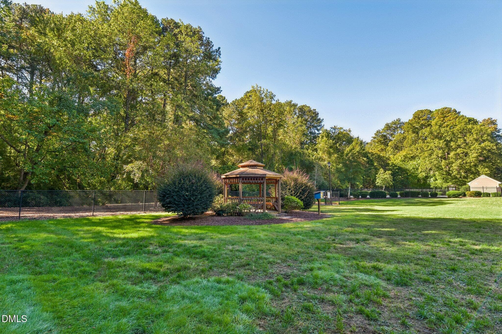 34-web-or-mls-Windy Hollow Ct-2310-901 - 5616 Windy Hollow Court, Raleigh, NC 27609
