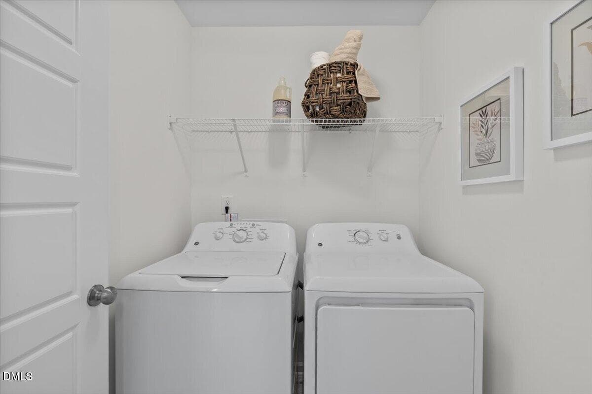 27-hhhunt-homes-whitfield-laundry-room - 330 Short Ridge Way, Rolesville, NC 27571