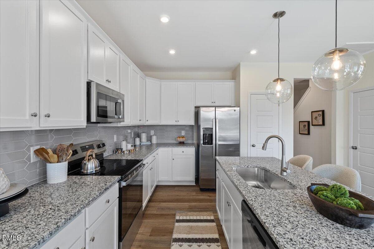 15-hhhunt-homes-whitfield-kitchen-white- - 109 Rolesville Ridge Drive, Rolesville, NC 27571