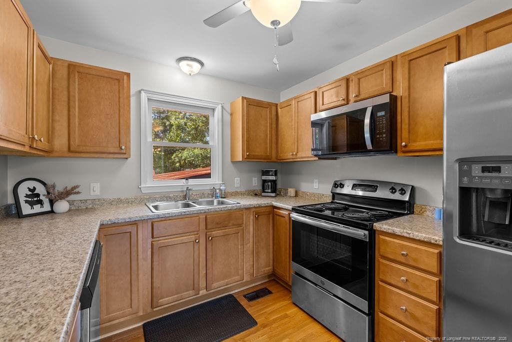 Photo 6 - 303 Decatur Drive, Fayetteville, NC 28303