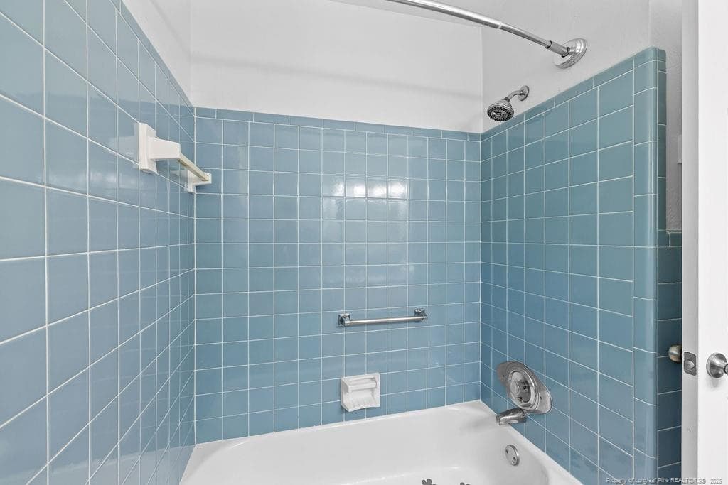 Photo 16 - 303 Decatur Drive, Fayetteville, NC 28303