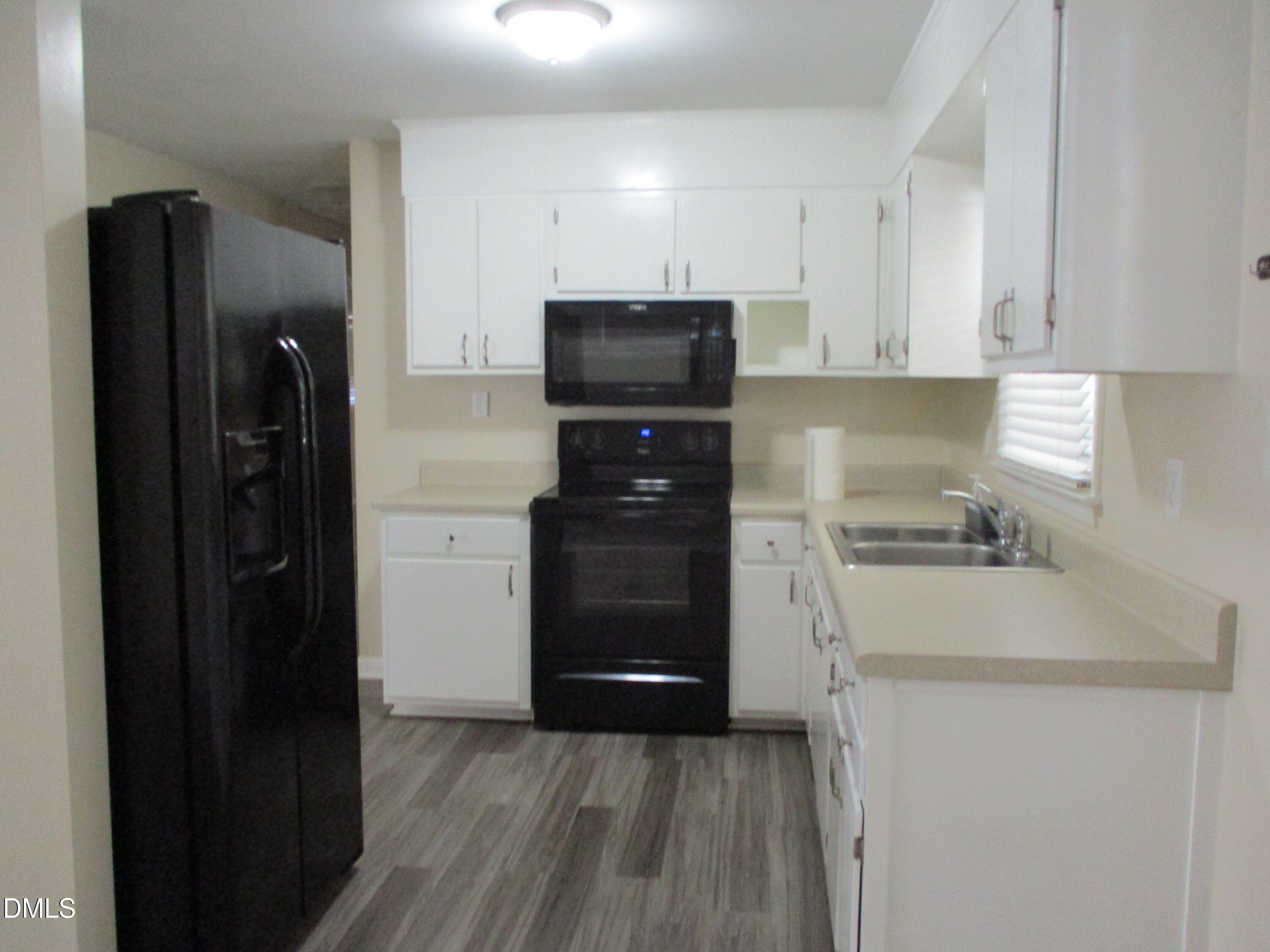IMG_2458[1] - 727 Oakgrove Drive, Graham, NC 27253