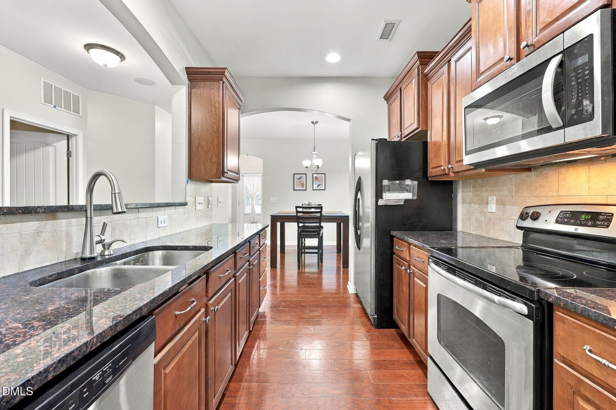 30-web-or-mls-IMG_6245 - 1908 Hinswood Circle, Fuquay Varina, NC 27526