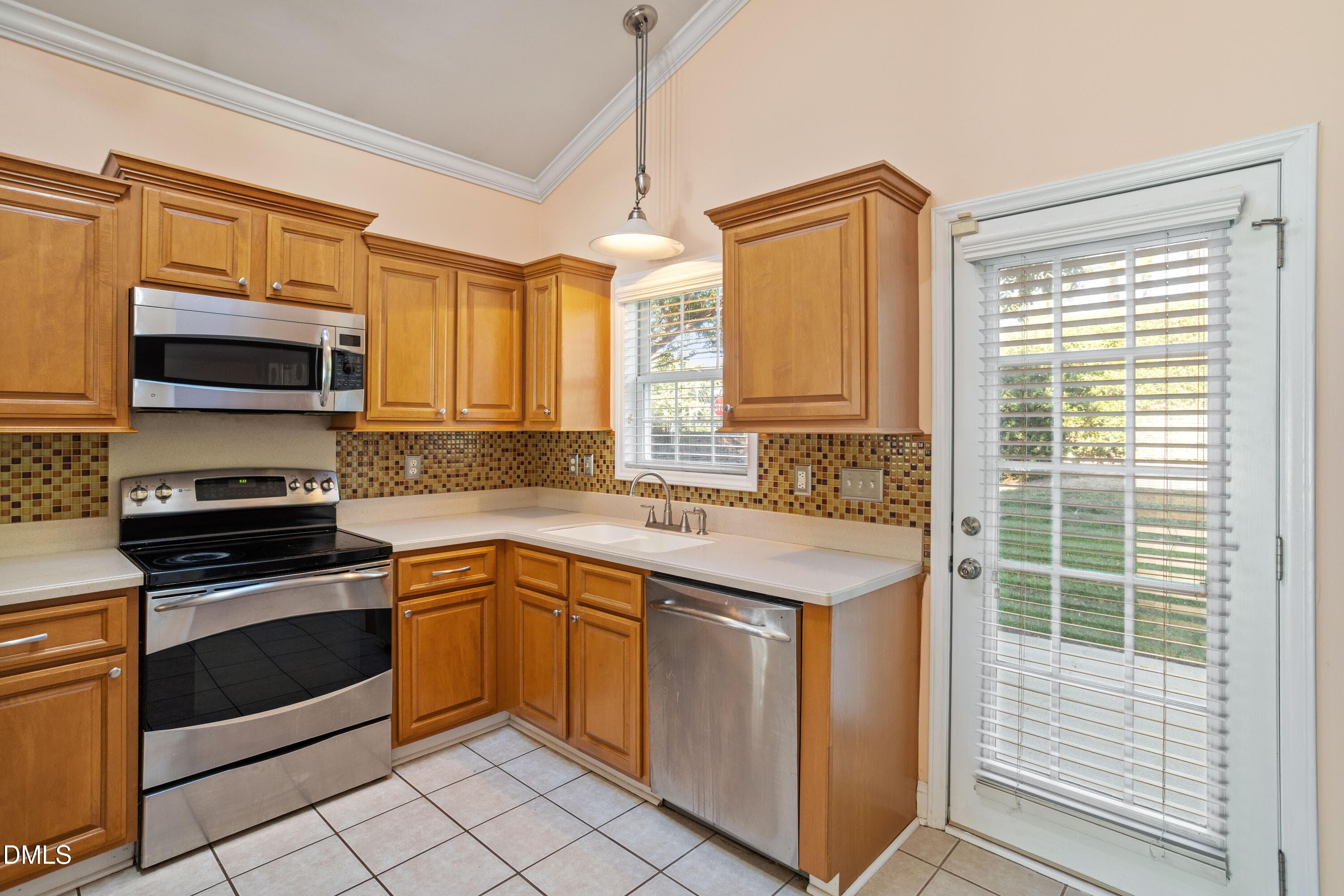 Kitchen - 203 Bridgepath Drive, Cary, NC 27513