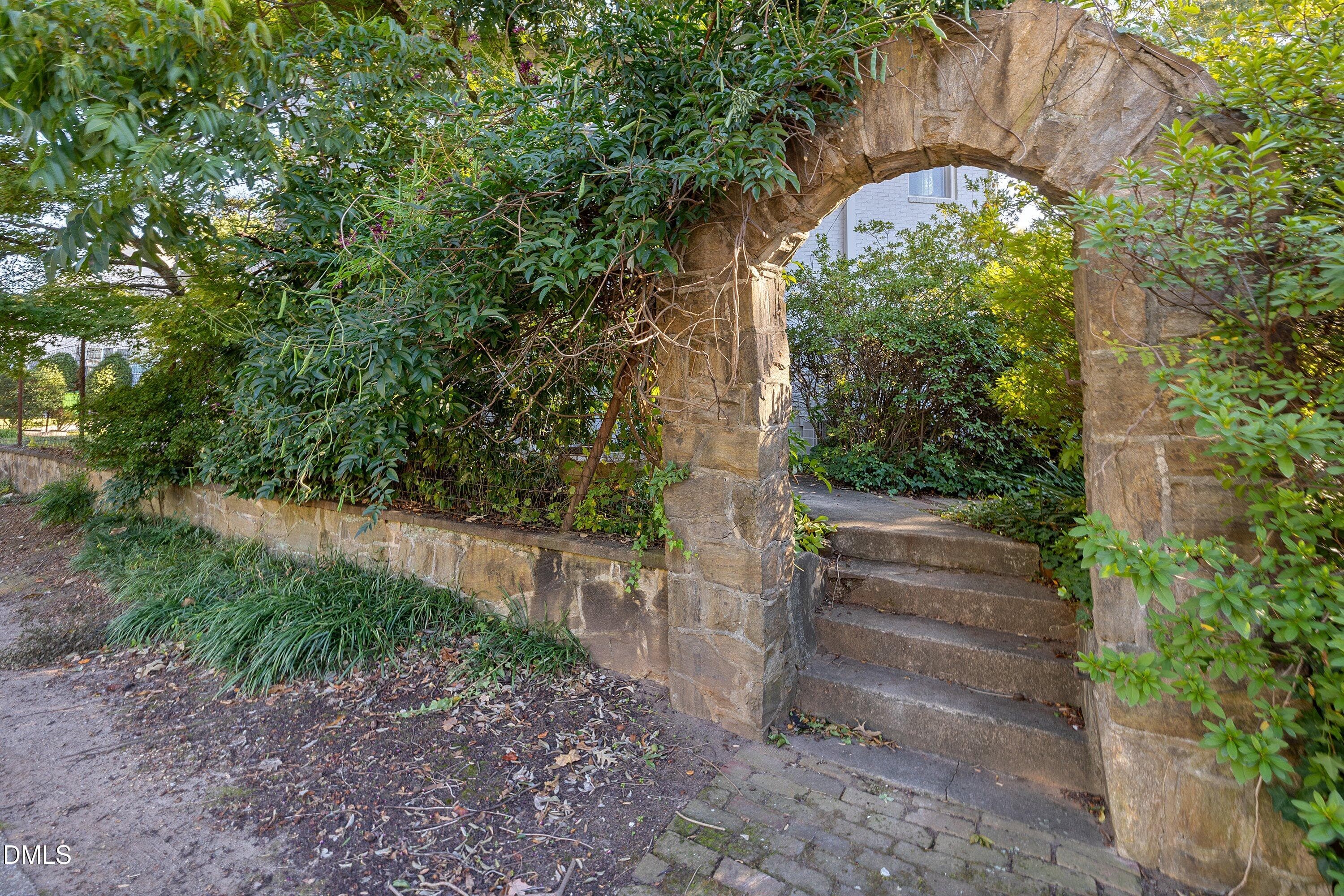 13-2012 Glenwood Ave, Raleigh, NC 27608 - 2012 Glenwood Avenue, Raleigh, NC 27608