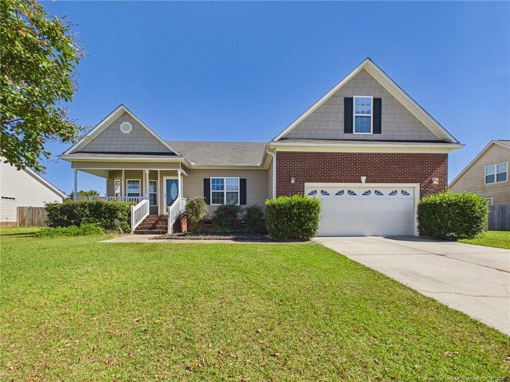 138 Crescent Drive, Raeford, NC 28376