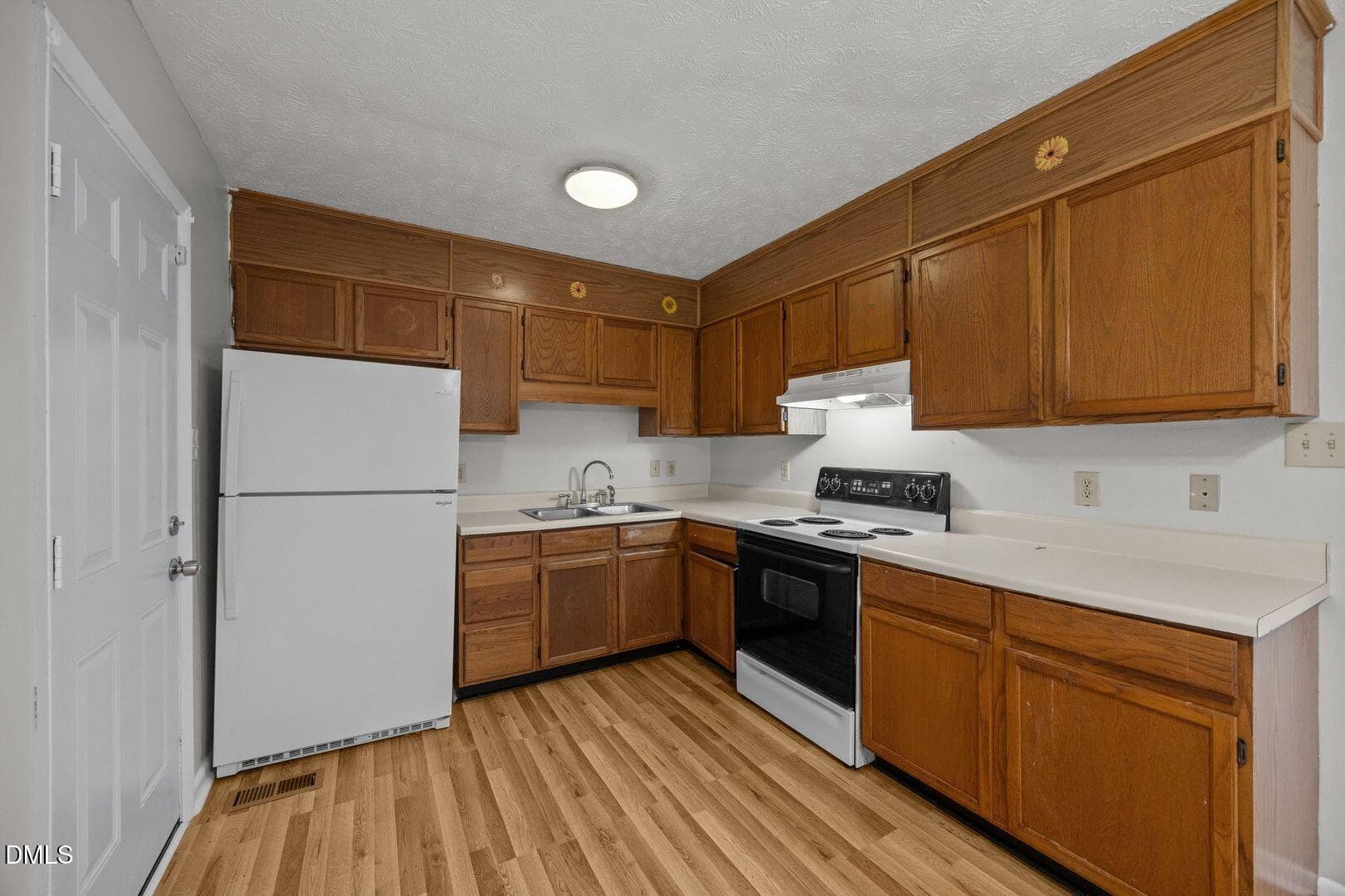large - 2026-10-23T145005.487 - 54 Rolling Springs Drive, Spring Lake, NC 28390