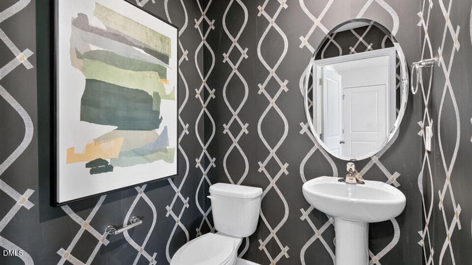 POWDER ROOM - 66 Richmond Run, Stem, NC 27581