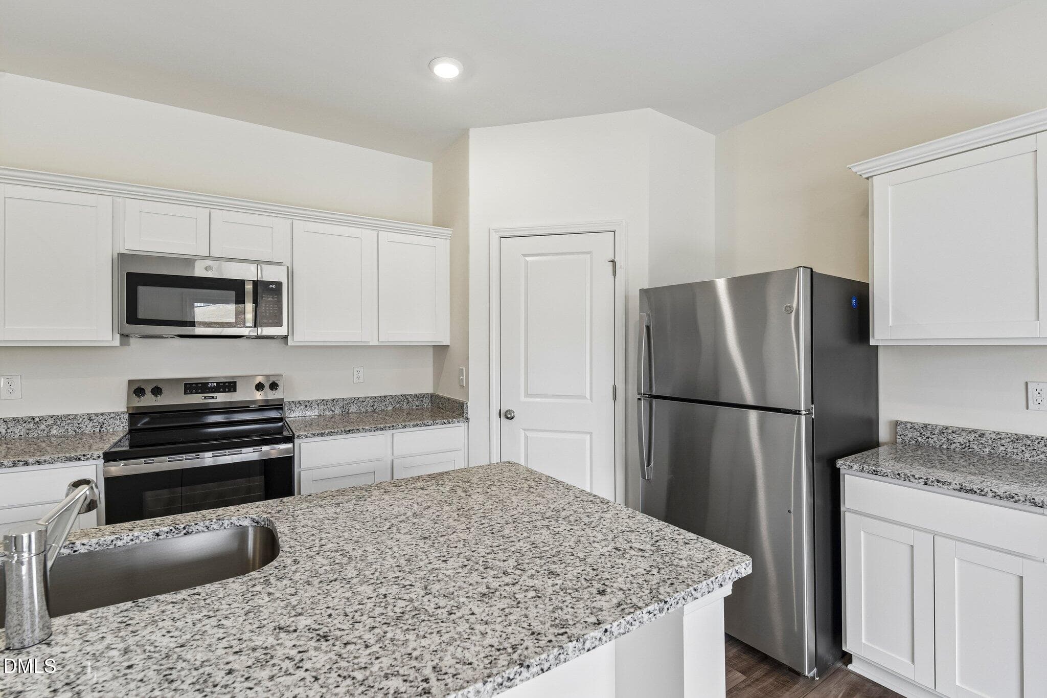 25-web-or-mls-Solace Wy 596-S1010-019 - 2513 Quarry Road, Rolesville, NC 27571
