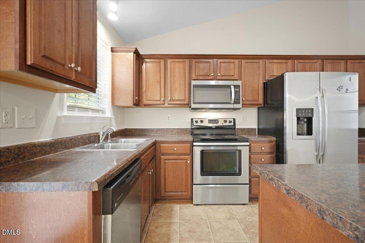 16-599 Madison Ave-16 - 599 Madison Avenue, Princeton, NC 27569