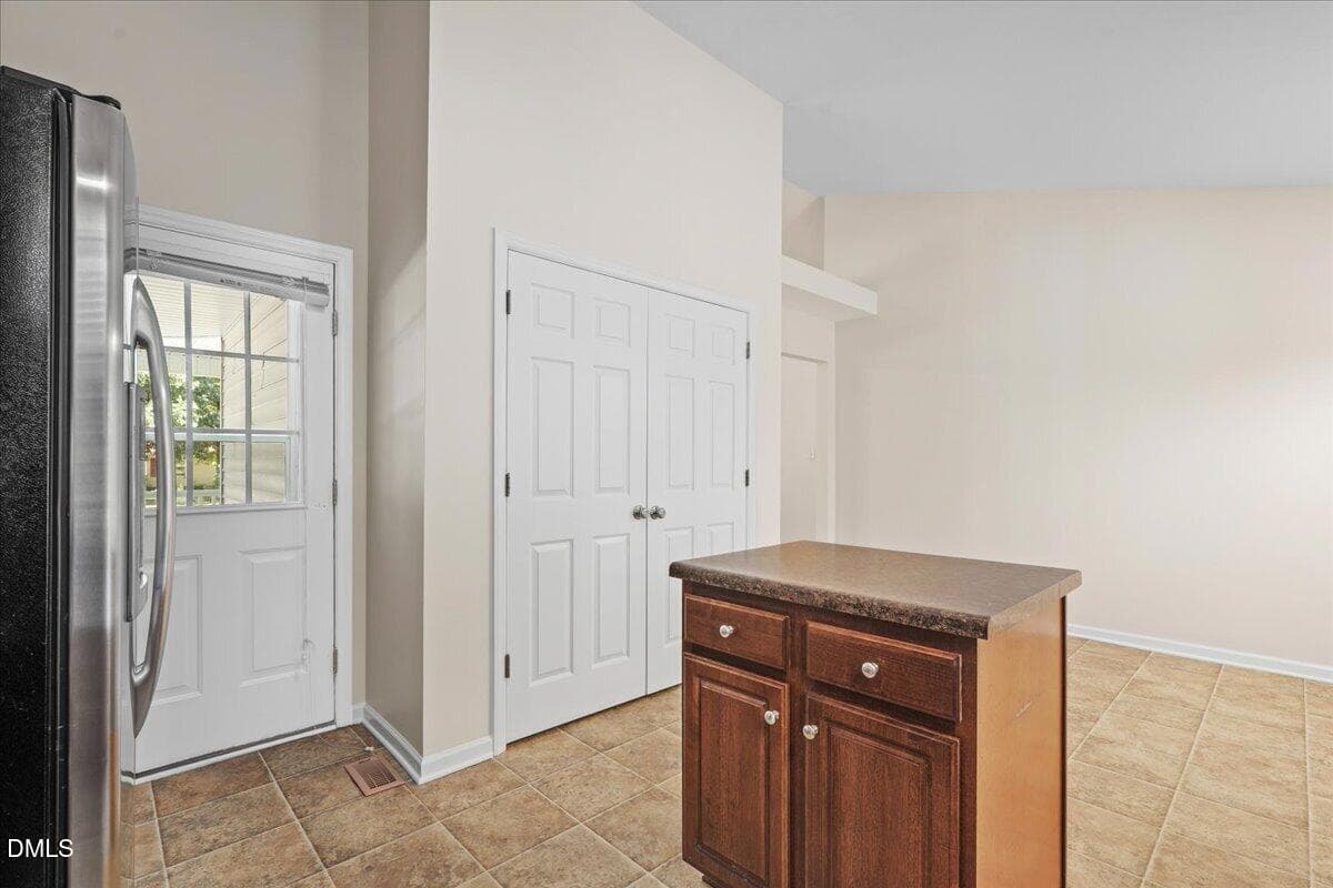 19-599 Madison Ave-19 - 599 Madison Avenue, Princeton, NC 27569