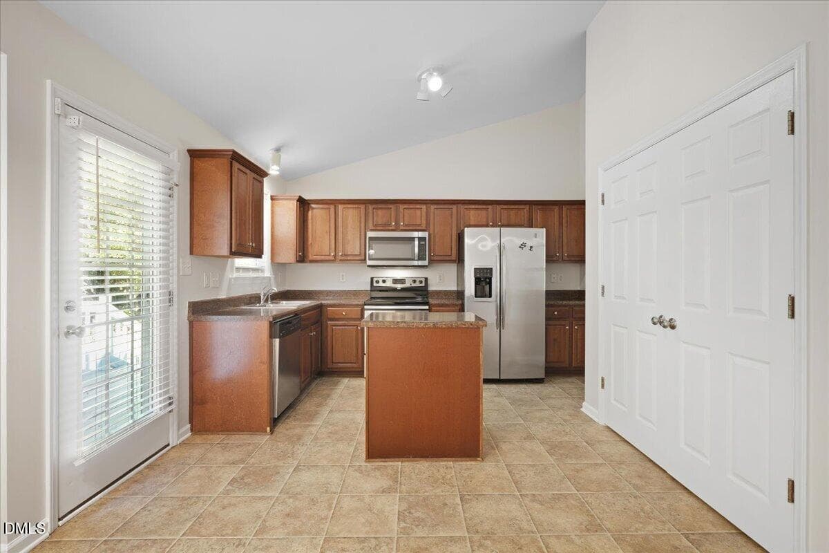 20-599 Madison Ave-20 - 599 Madison Avenue, Princeton, NC 27569