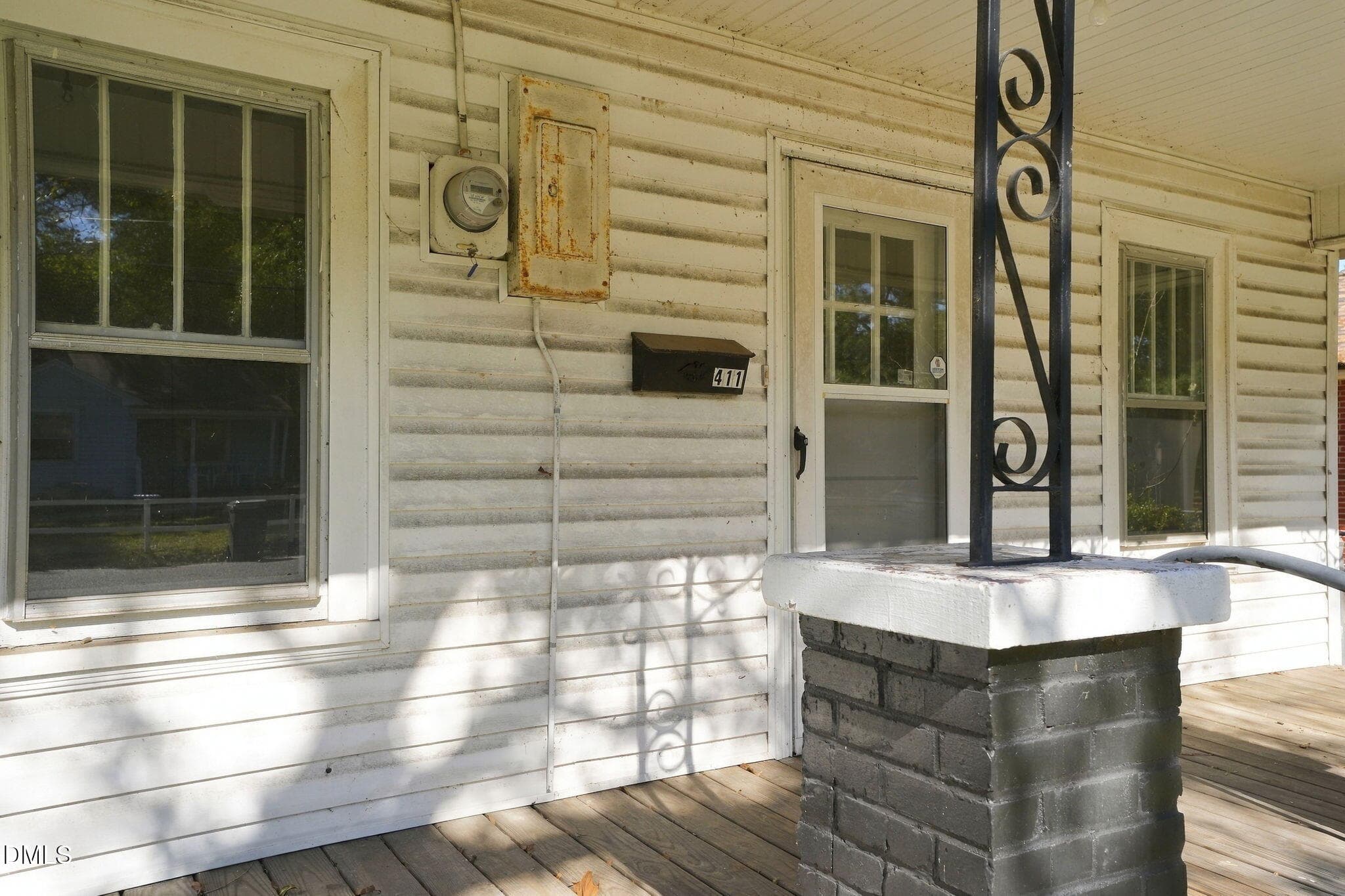 Front Porch - 411 Brownrigg Street, Goldsboro, NC 27530