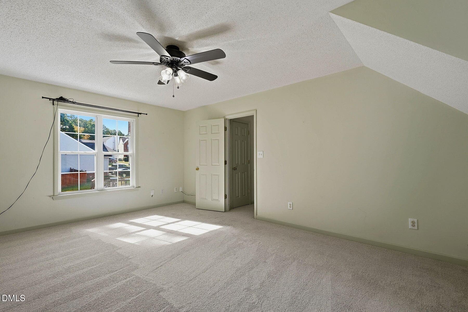 18-web-or-mls-725 Kavkaz St -89 - 725 Kavkaz Street, Raleigh, NC 27610