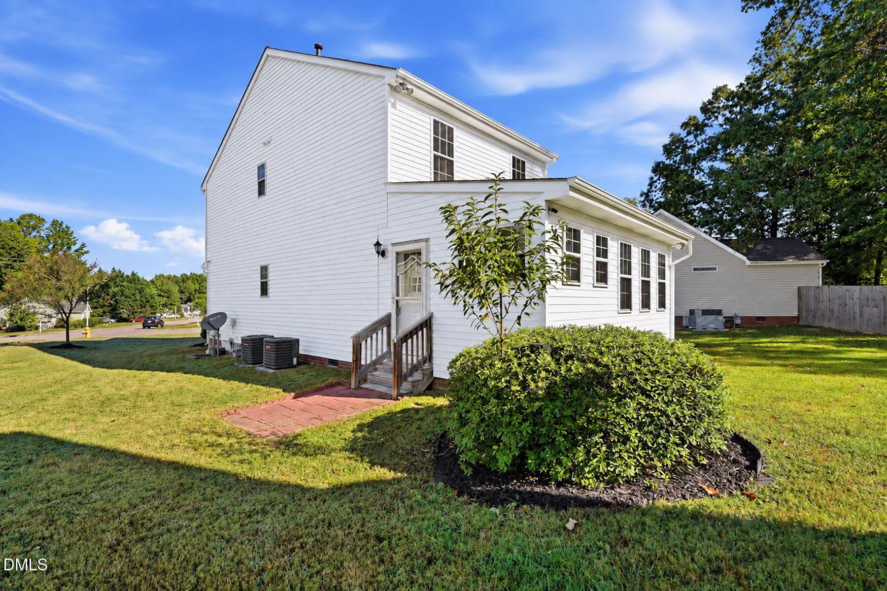 30-web-or-mls-725 Kavkaz St -156 - 725 Kavkaz Street, Raleigh, NC 27610