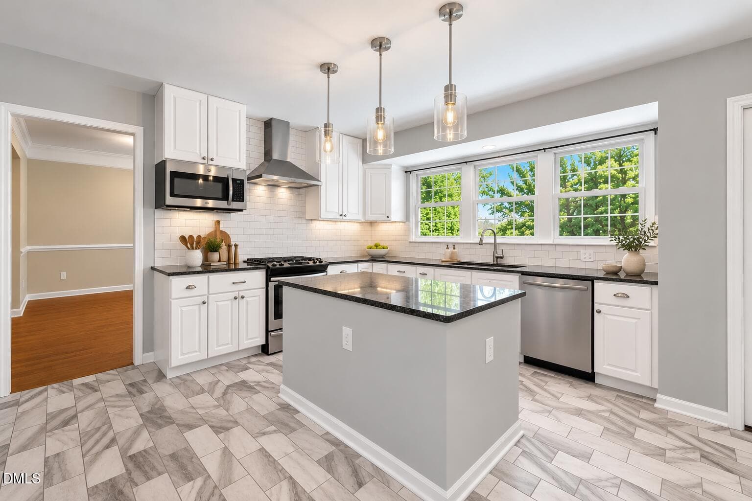 kitchen - 3020 Plaza Place, Raleigh, NC 27612