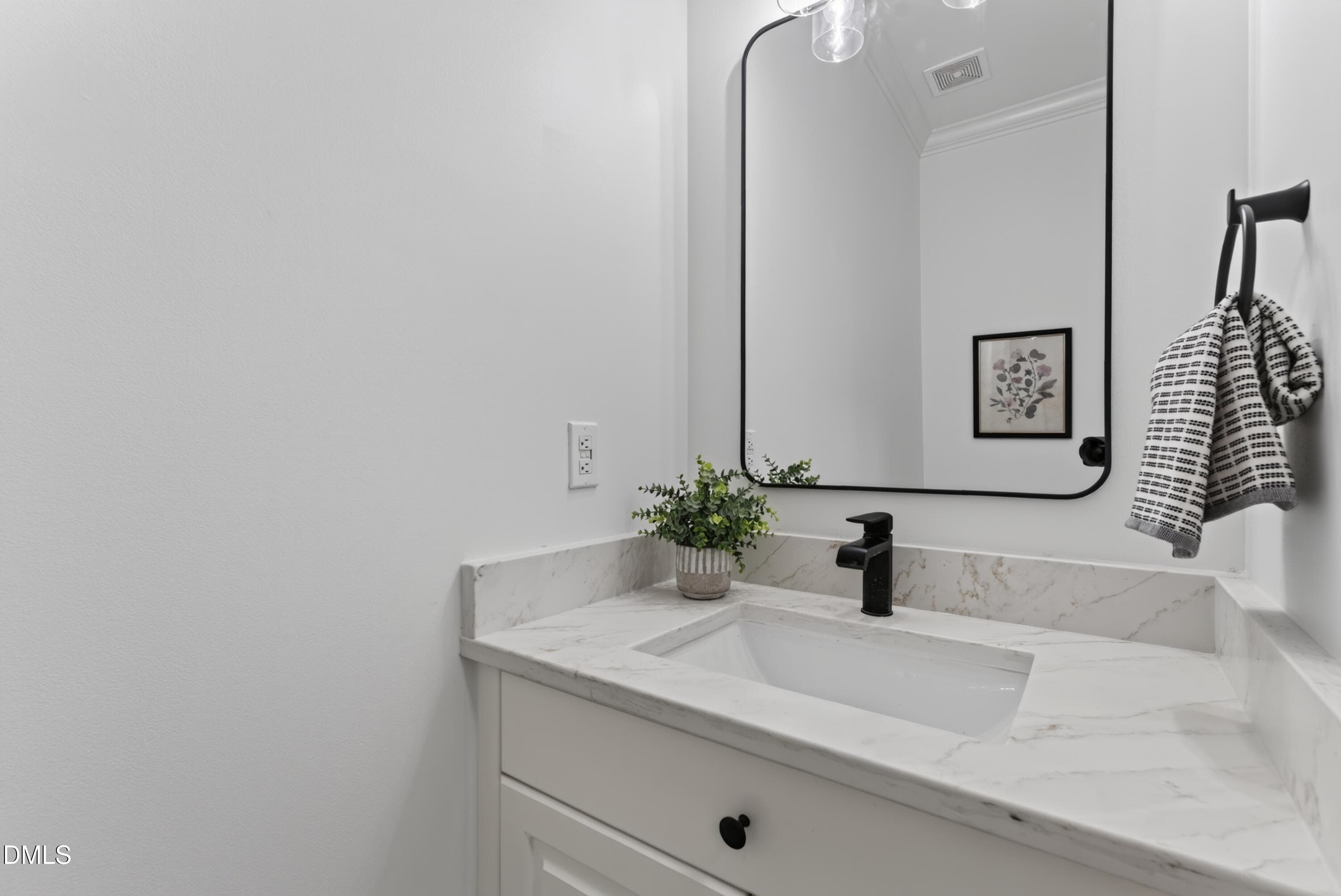 041 - 1705 Oakboro Drive, Raleigh, NC 27614