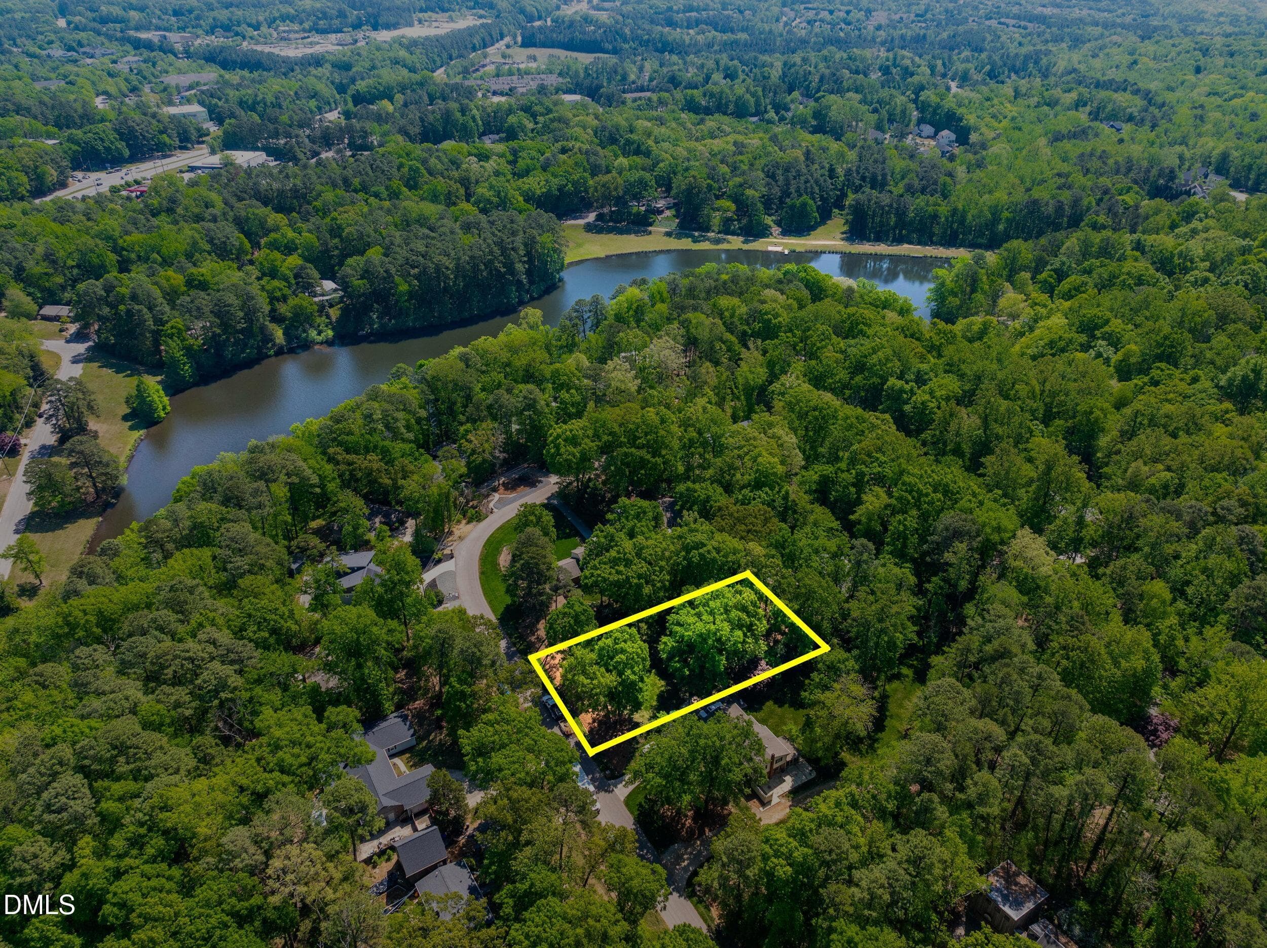 8212 Hillside Drive, Raleigh, NC 27612
