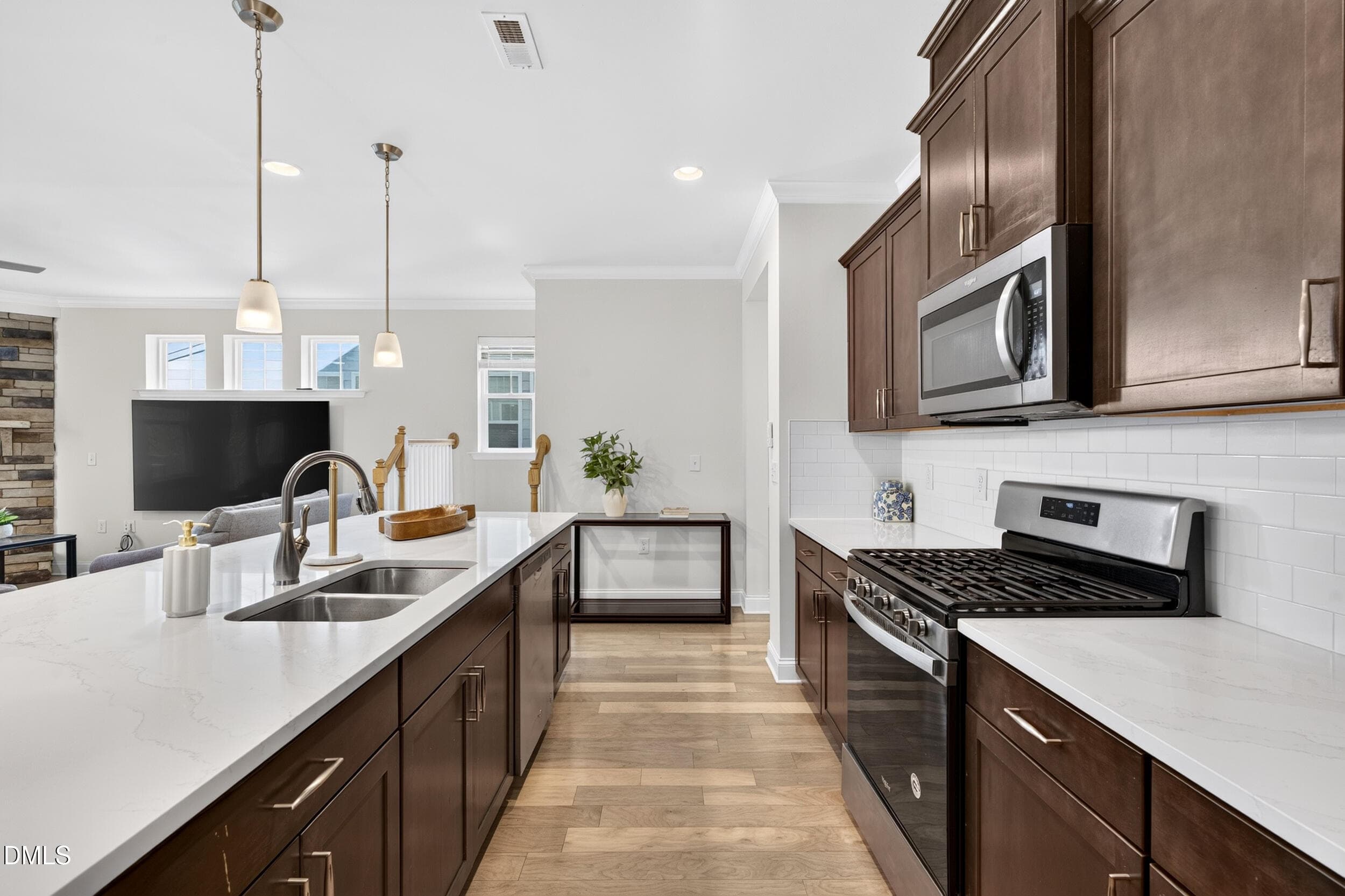 039_DSC00422 - 300 Fenella Drive, Raleigh, NC 27606
