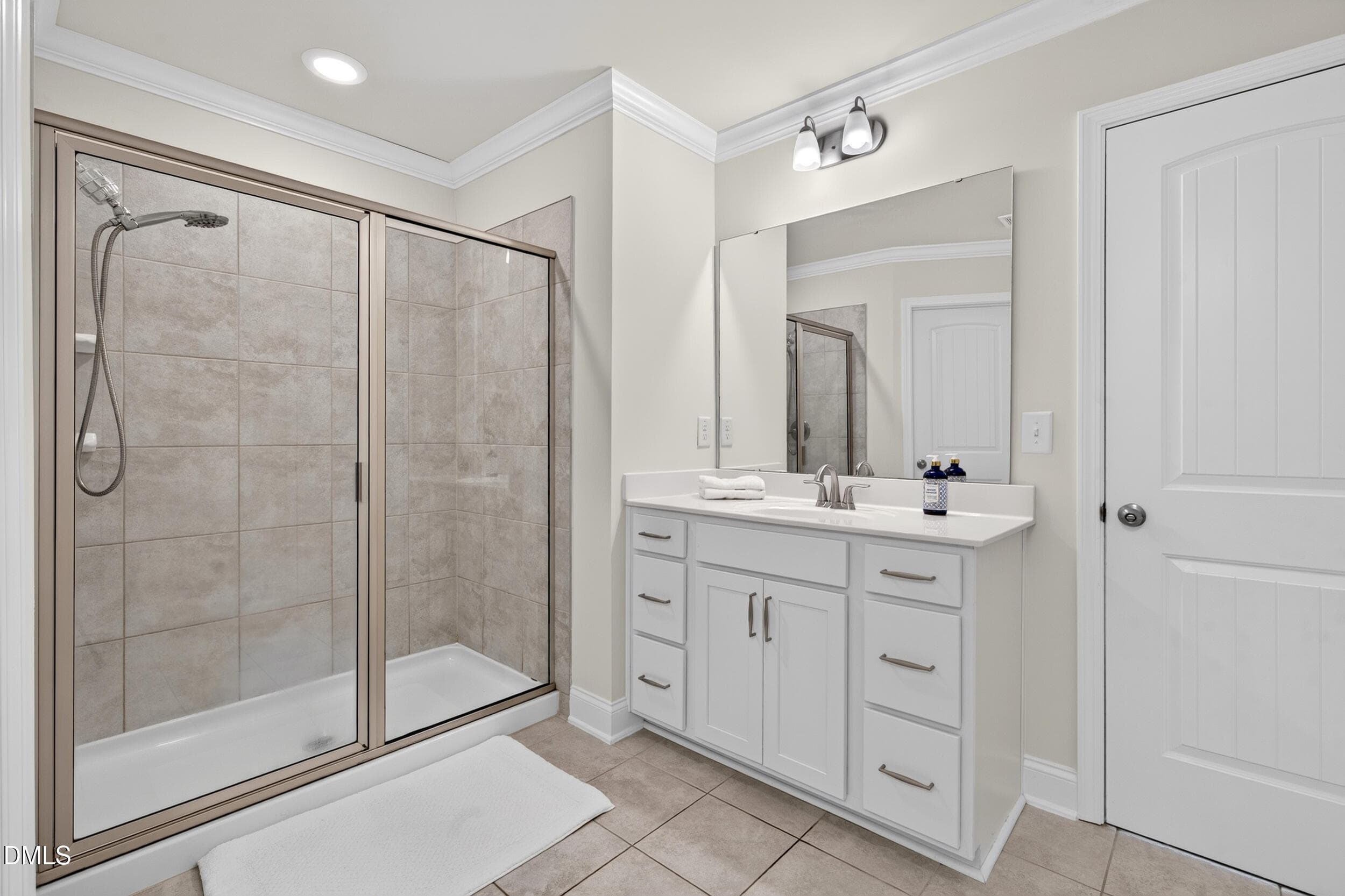 059_DSC00562 - 300 Fenella Drive, Raleigh, NC 27606