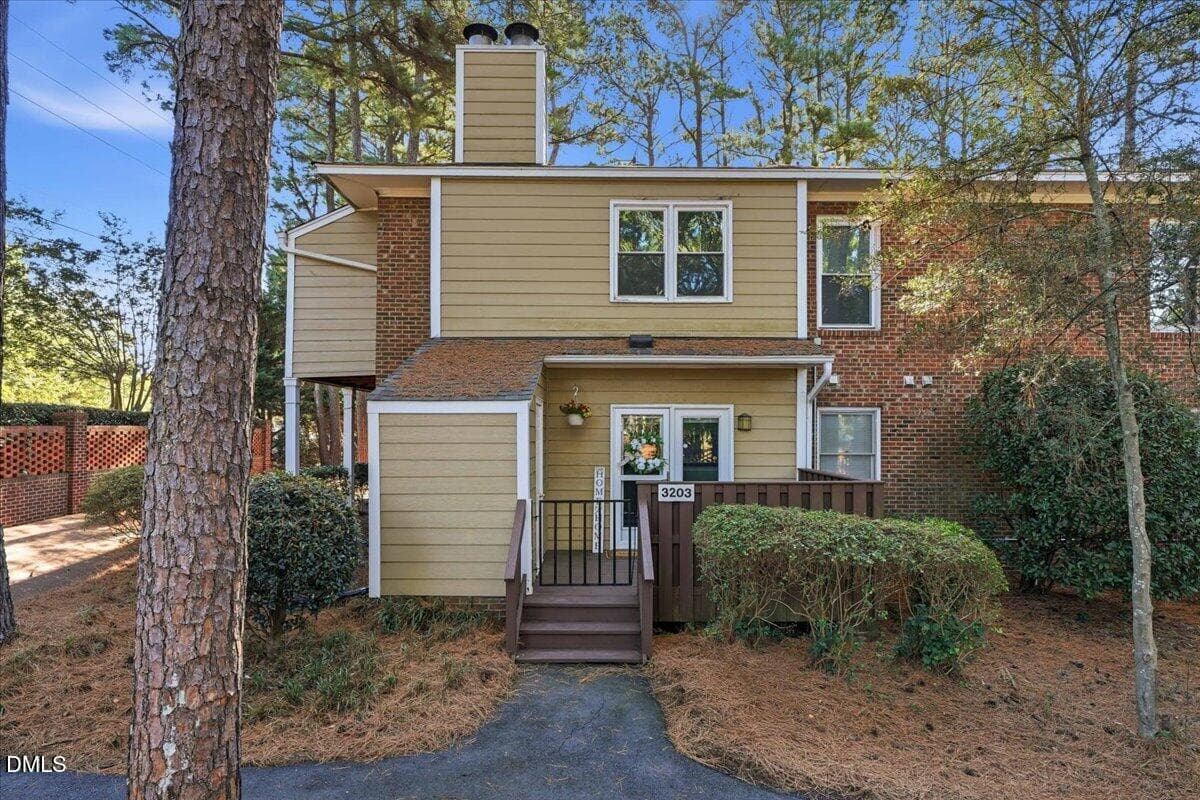 3203 Mill Run, Raleigh, NC 27612