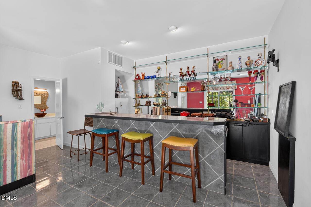 bar better - 1070 Foxcliff Drive, Mebane, NC 27302