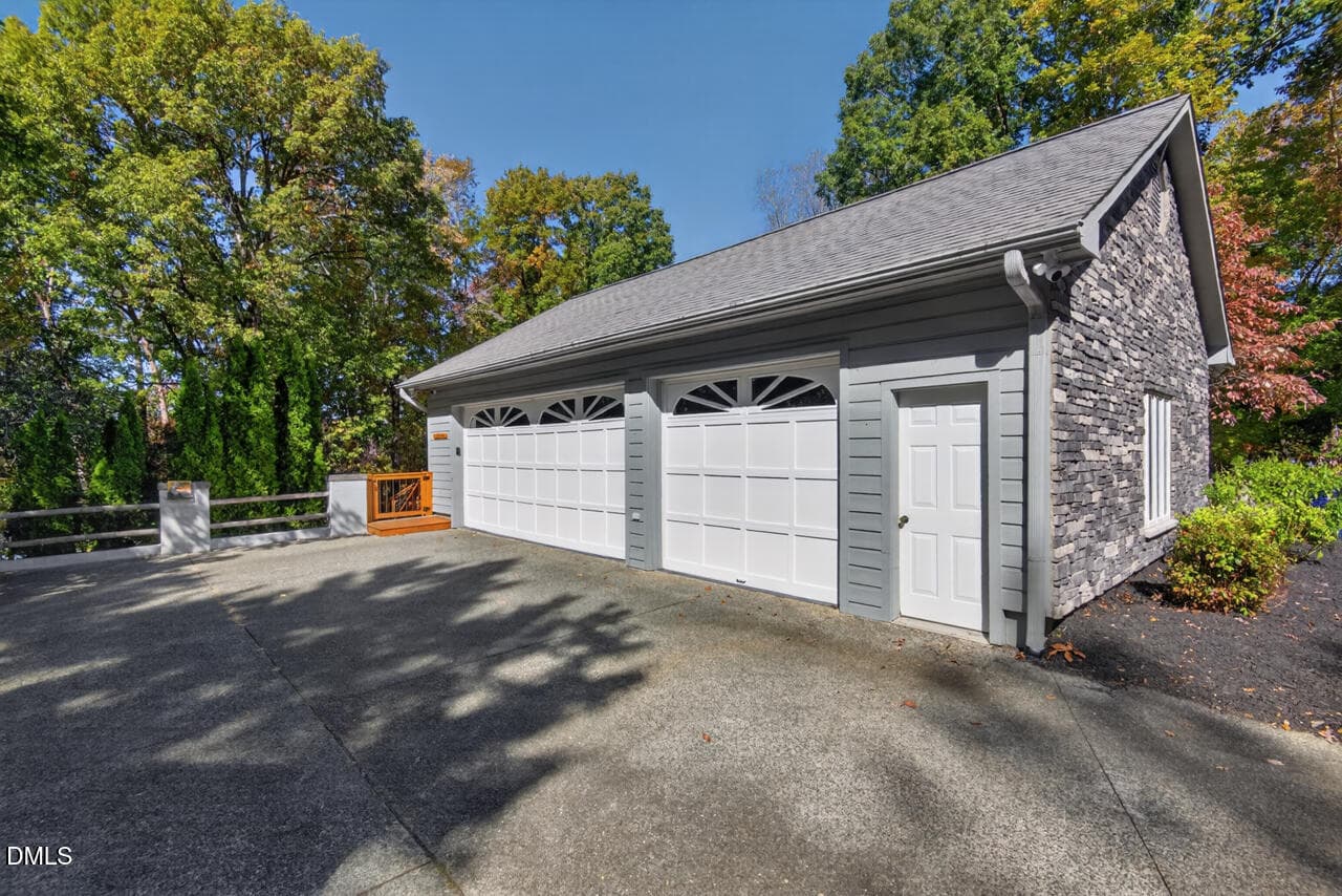garage - 1070 Foxcliff Drive, Mebane, NC 27302