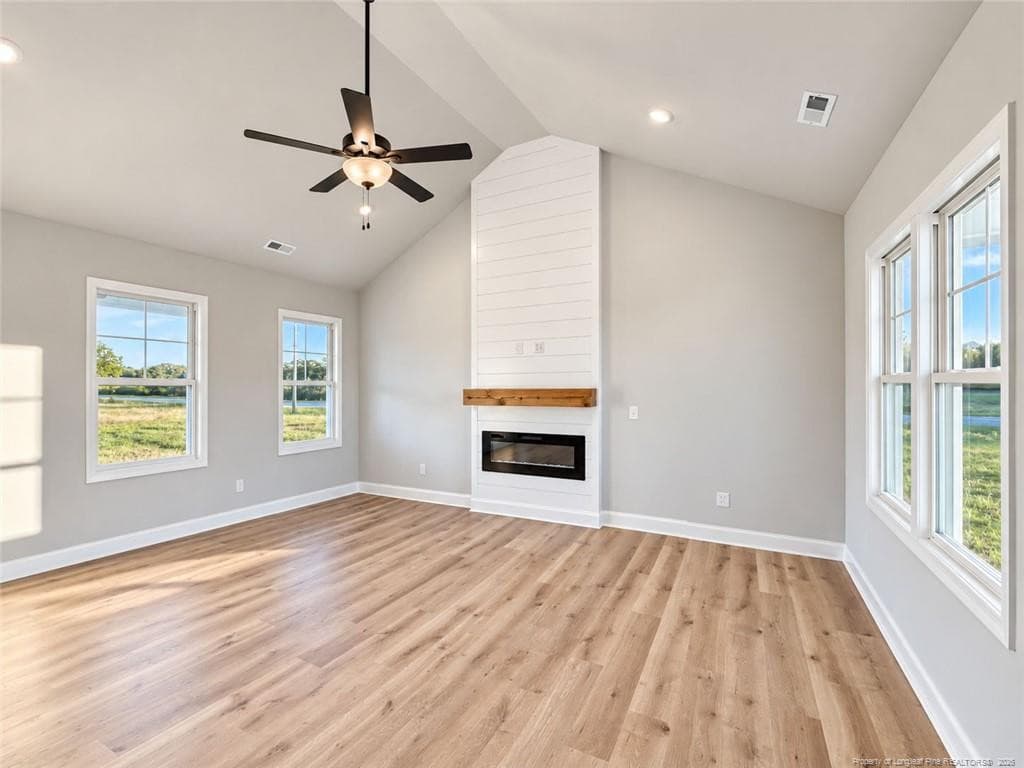 Photo 2 - 20 Evelene Way, Clinton, NC 28328