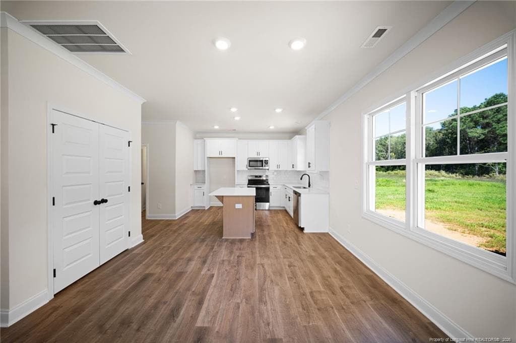 Photo 5 - 186 Evelene Way, Clinton, NC 28328