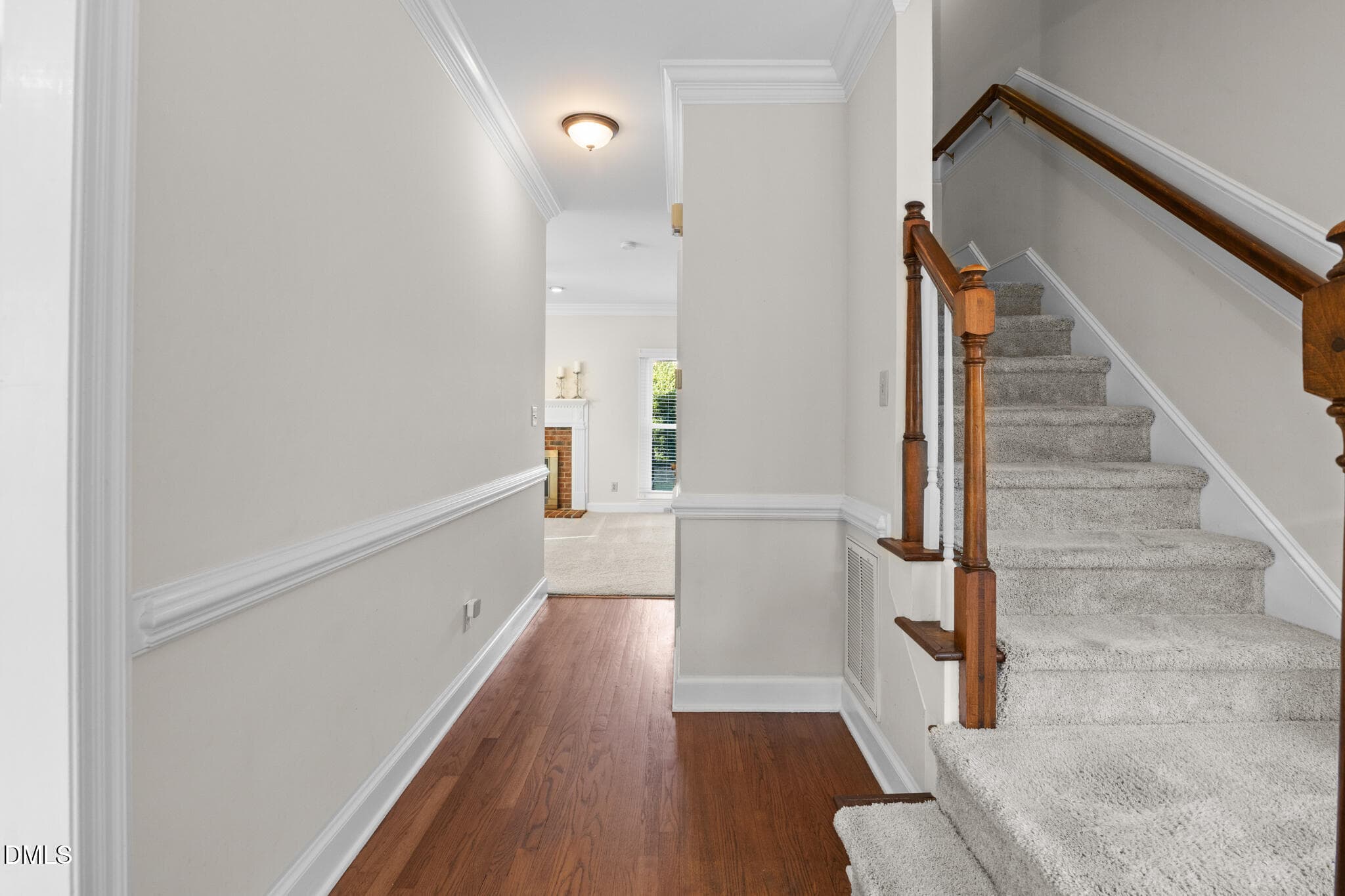 07-foyer-hallway-stairs - 8338 Wycombe Lane, Raleigh, NC 27615