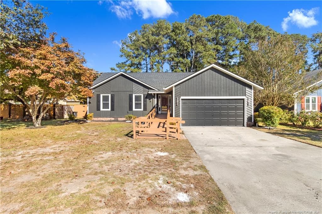Photo 3 - 5605 Par Court, Hope Mills, NC 28348