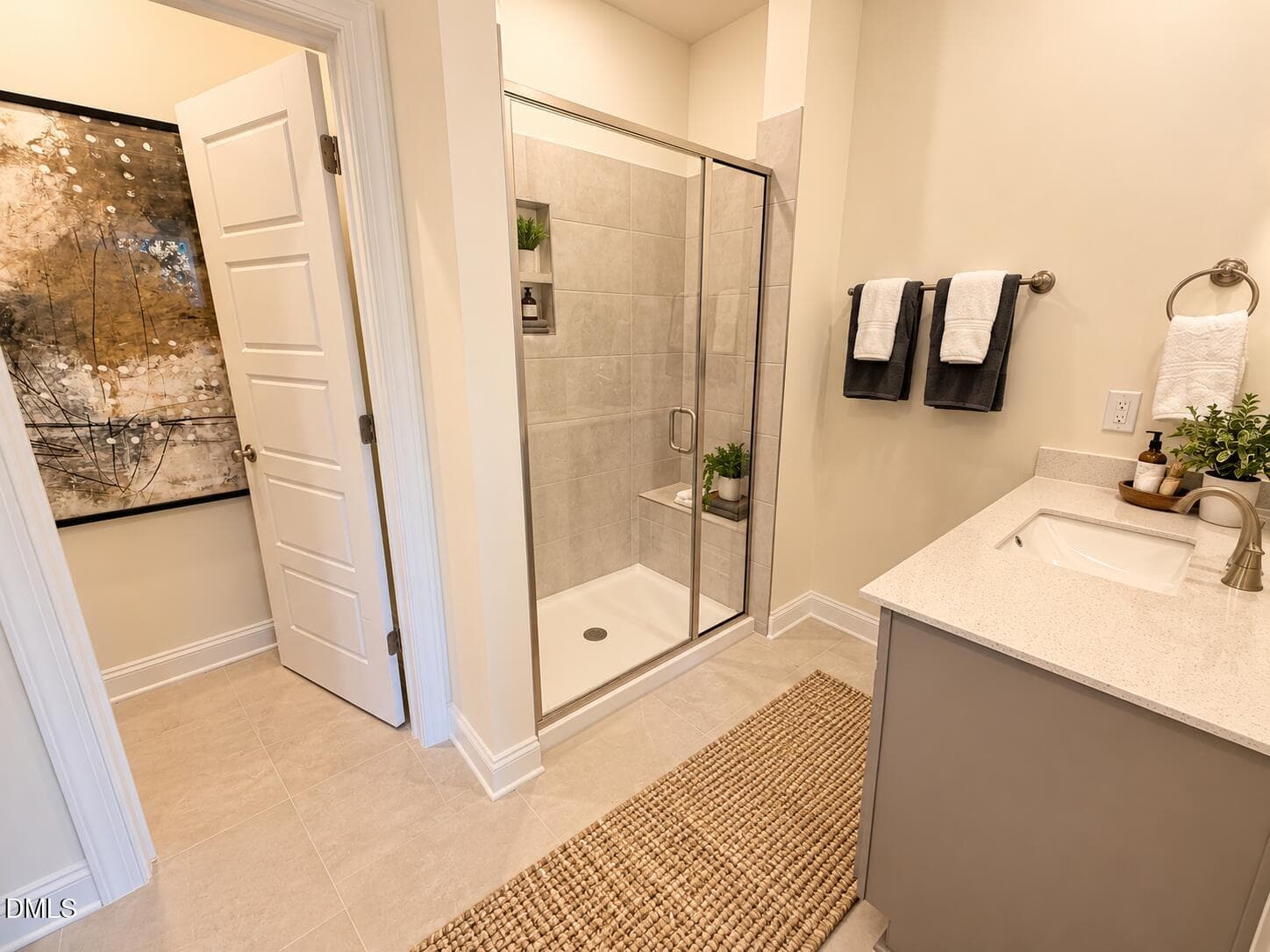Ensuite Bath - 615 Hedrick Rdg Road 301, Cary, NC 27519