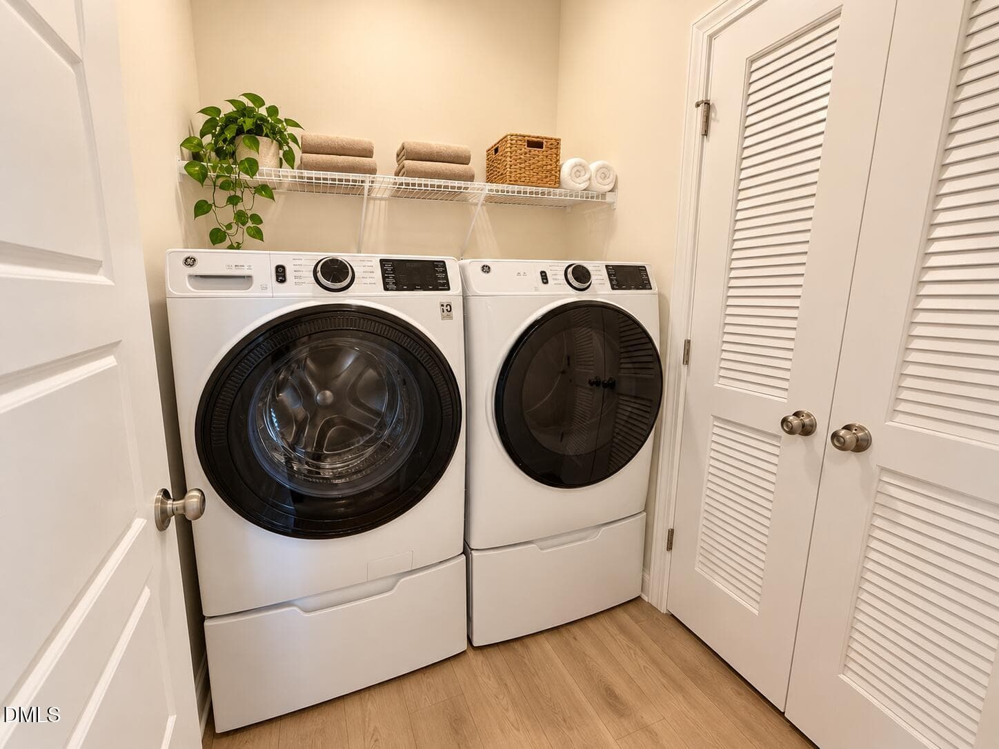 Laundry Room - 615 Hedrick Rdg Road 301, Cary, NC 27519