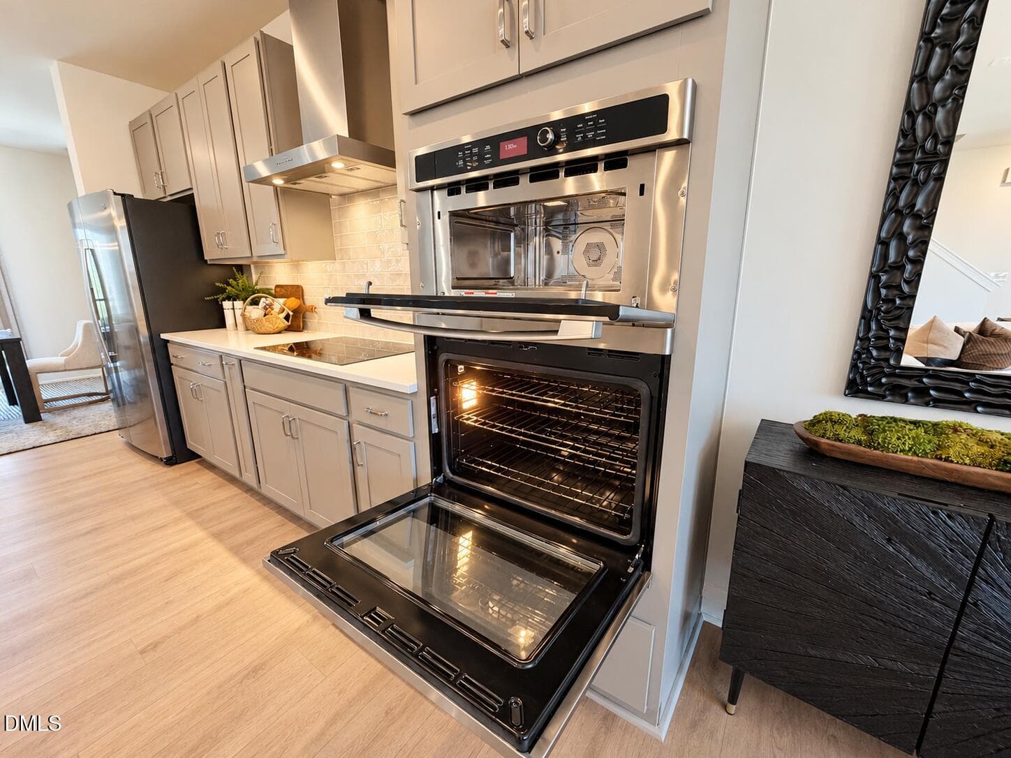 Built-In Convection Microwave and Oven - 615 Hedrick Rdg Road 301, Cary, NC 27519