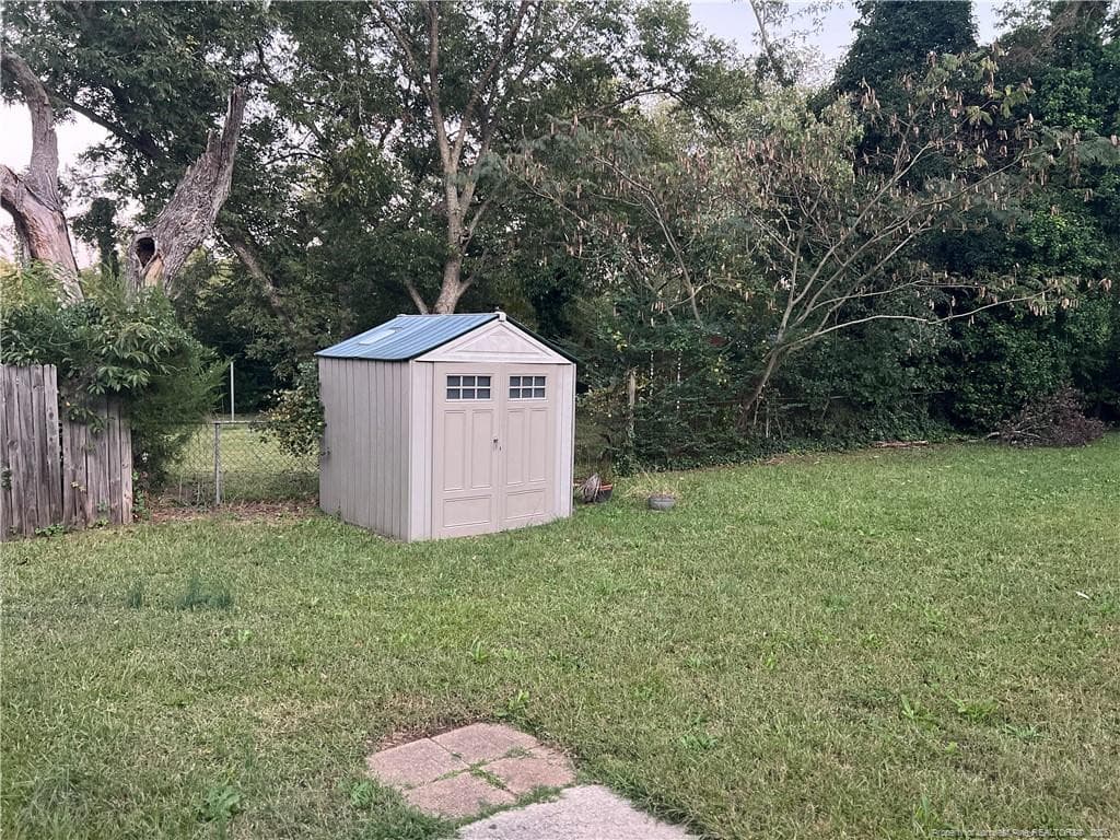 Photo 12 - 217 Lansdowne Road, Fayetteville, NC 28314