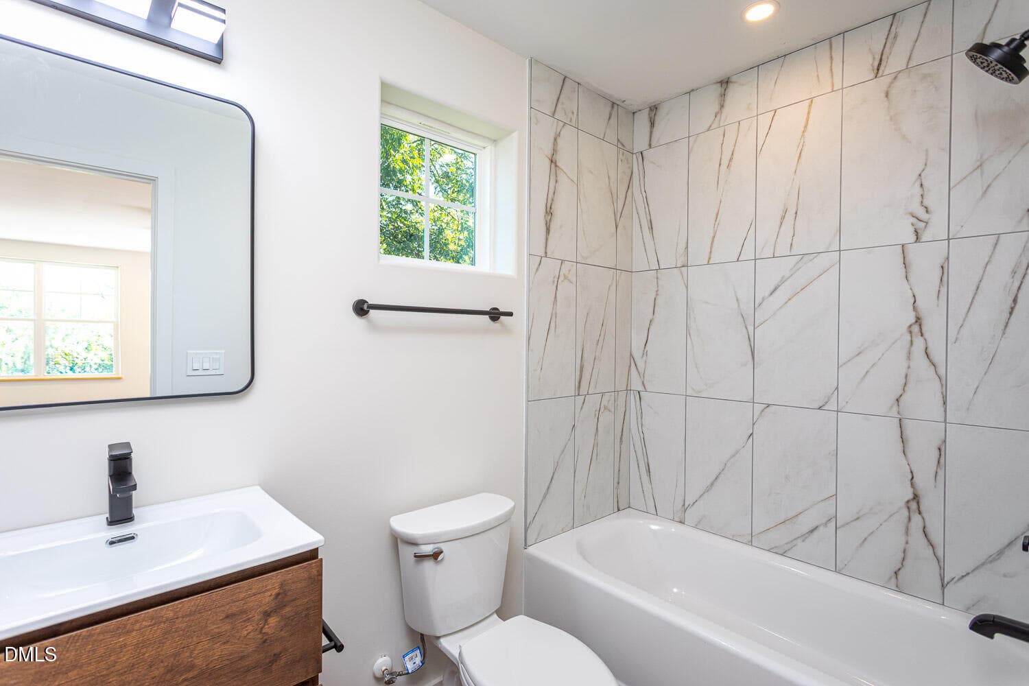 17 - Penthouse full bath - 209 Freeman Street, Raleigh, NC 27601