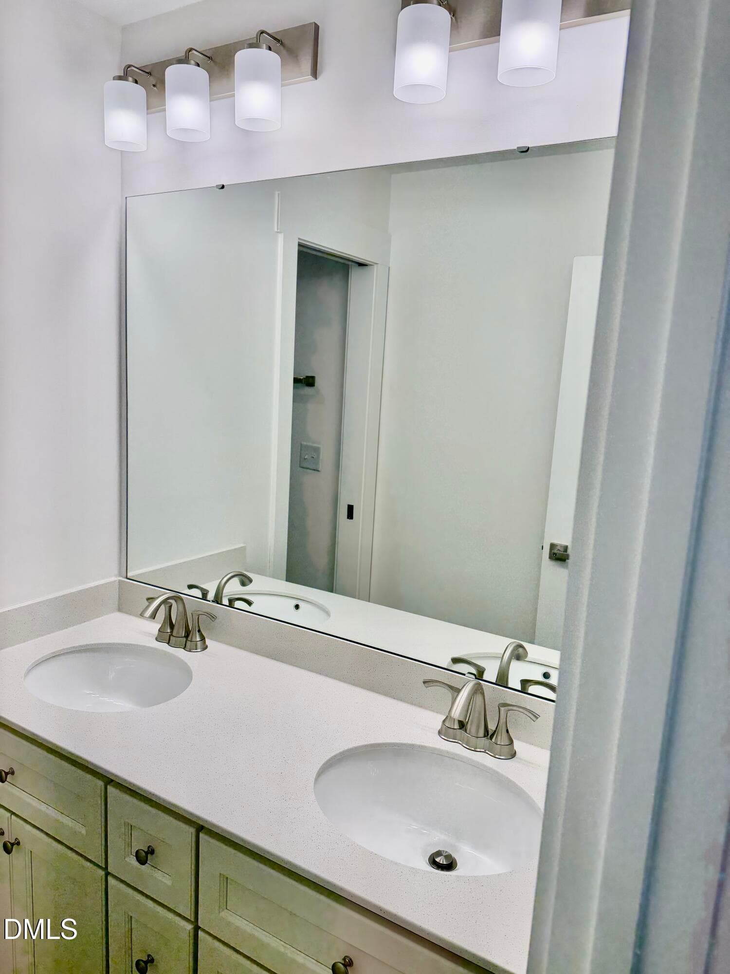 Hall Ba. Vanity - 453 Queenstown Drive, Princeton, NC 27569