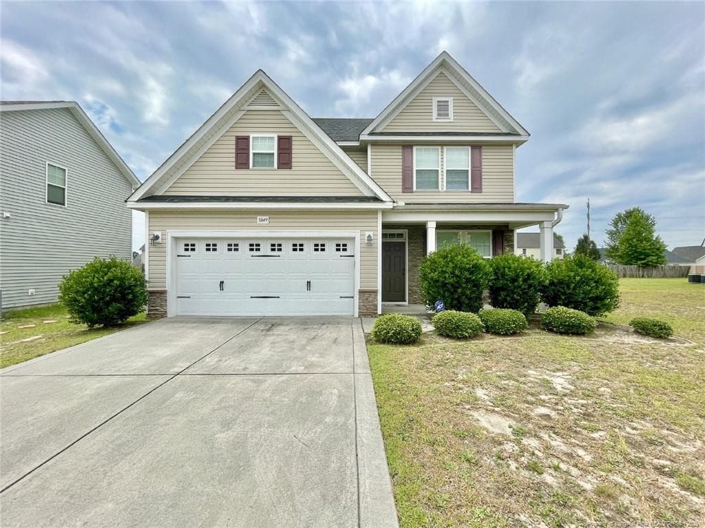 5849 Crepe Myrtle Drive, Hope Mills, NC 28348